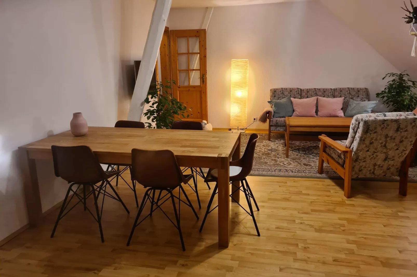 Schöne Wohnung im reetgedachten Bauernhaus-Salon