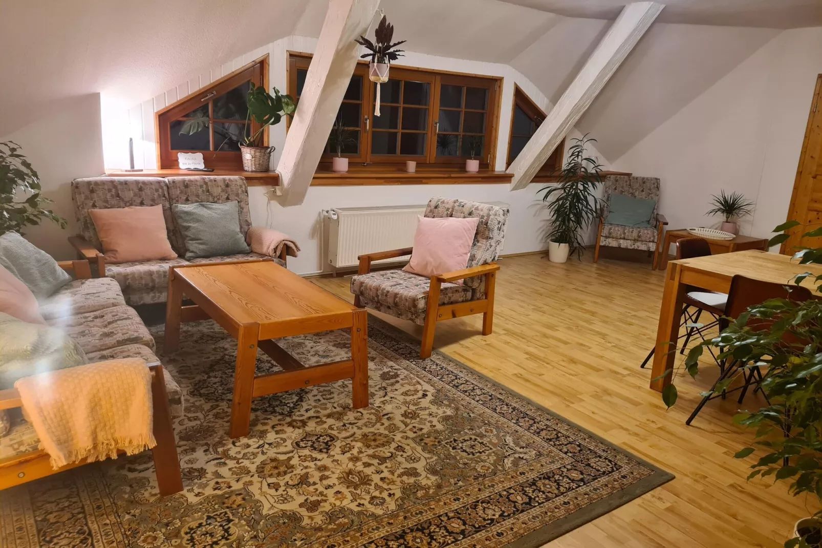 Schöne Wohnung im reetgedachten Bauernhaus-Salon