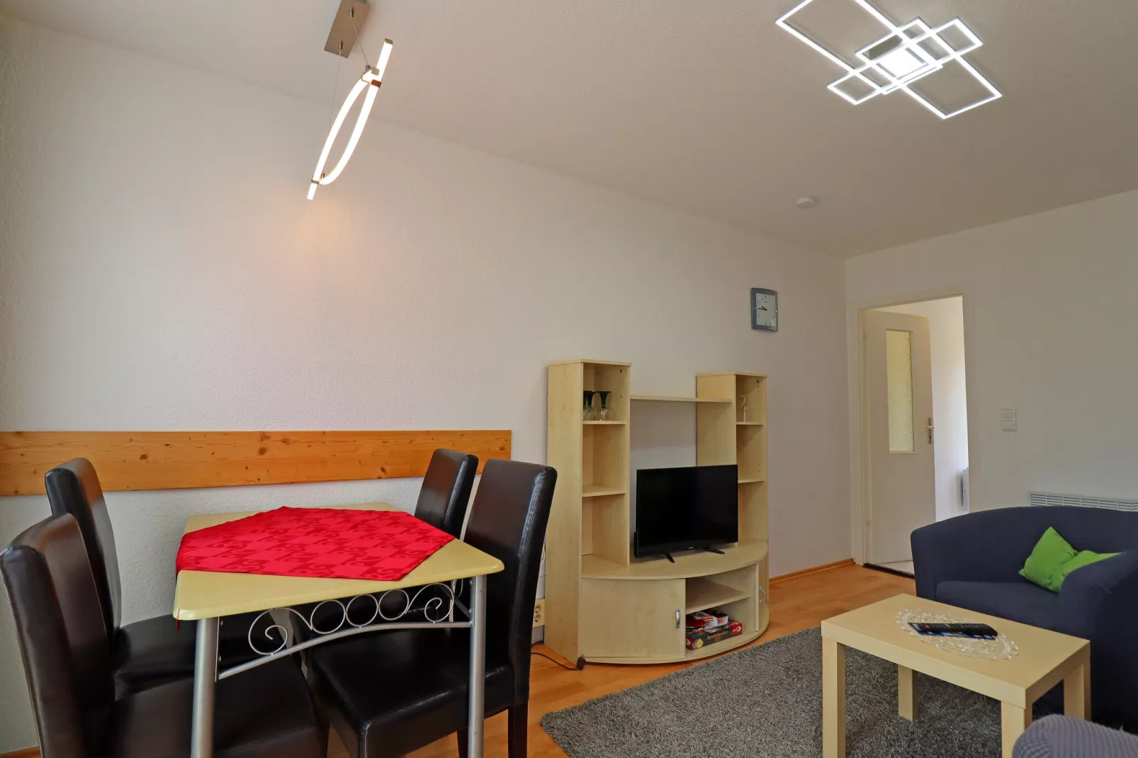 Räuberkuhle Koserow-Dining room