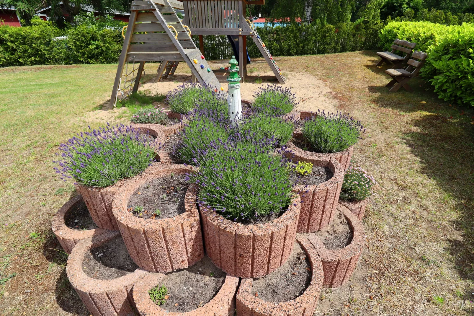 Räuberkuhle Koserow-Gardens summer