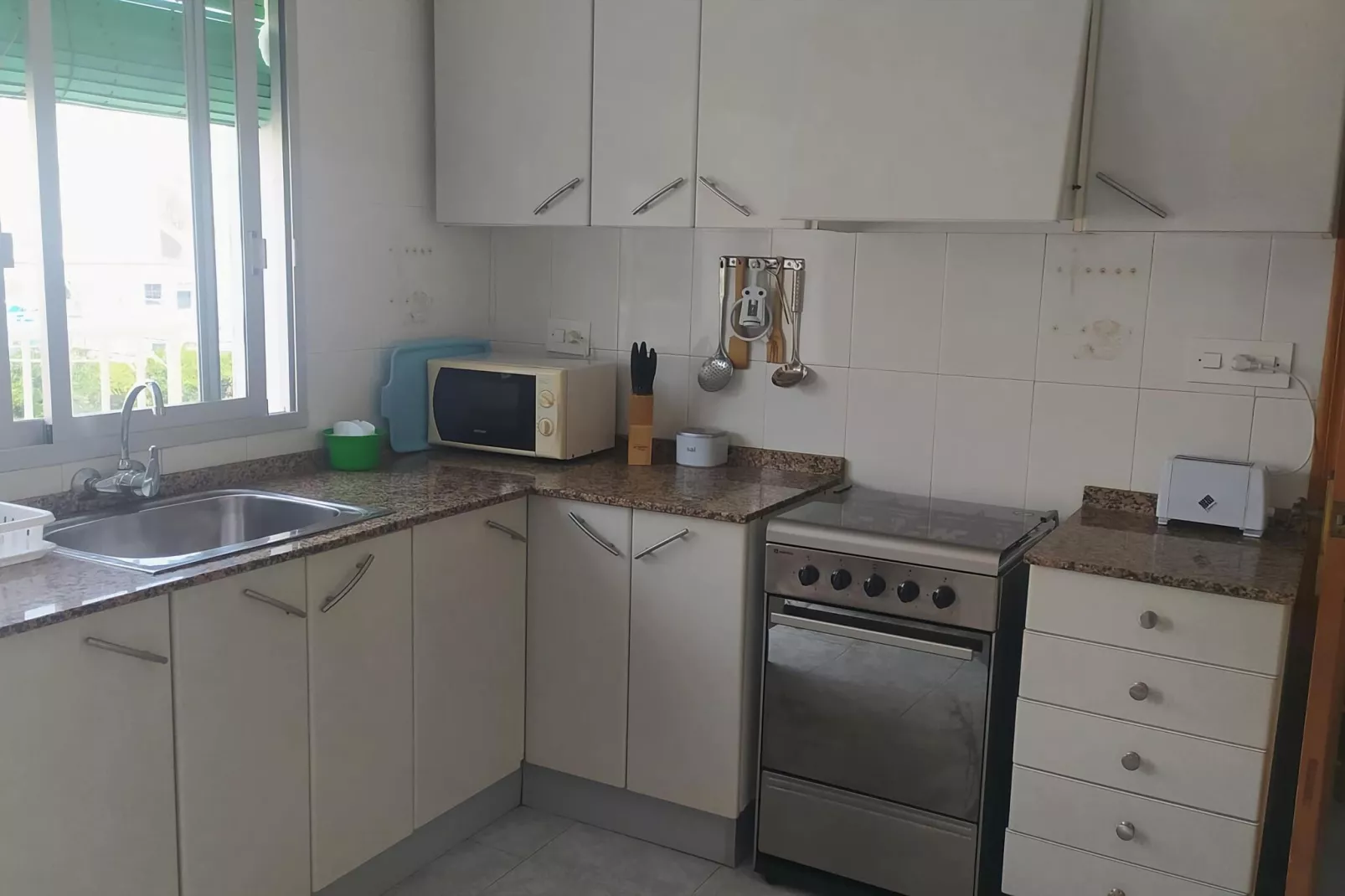 Ático Duplex ESTE Oliva-Küche