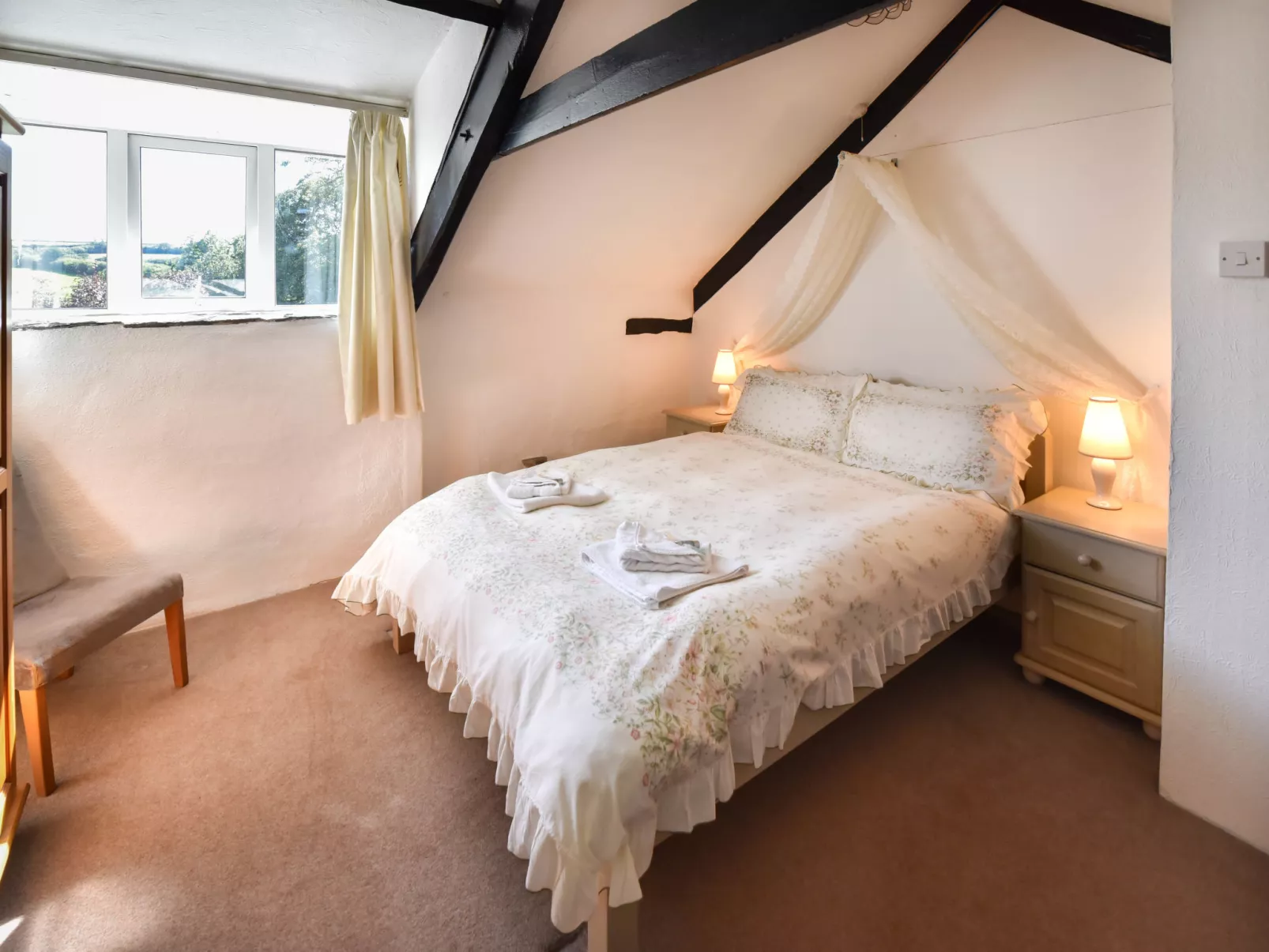 Forge Cottage-Inside