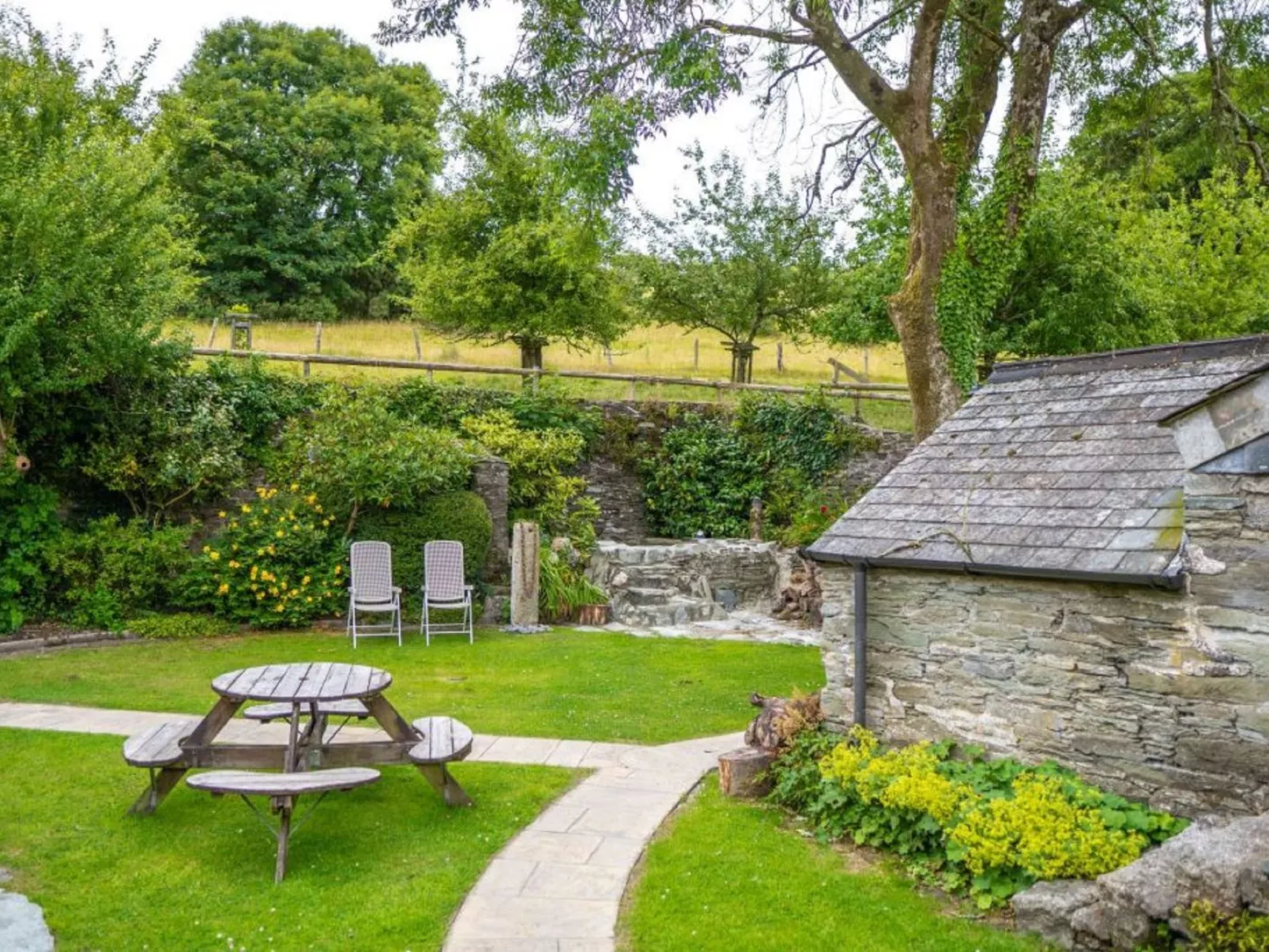 Forge Cottage-Outside