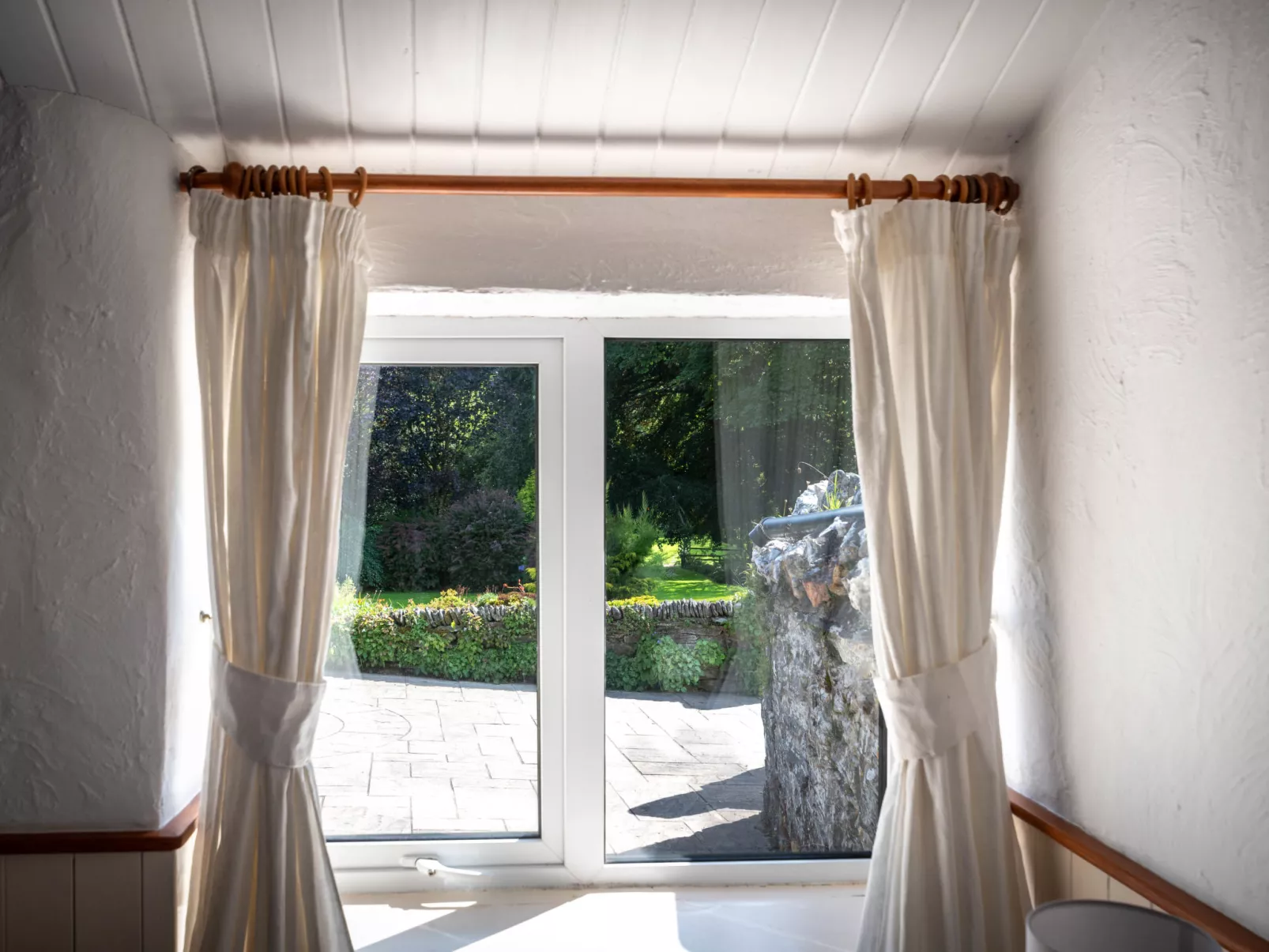 Smithy Cottage-Inside