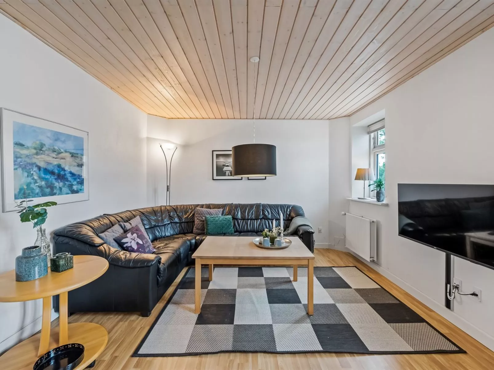 "Edine" - 4.5km from the sea-Inside
