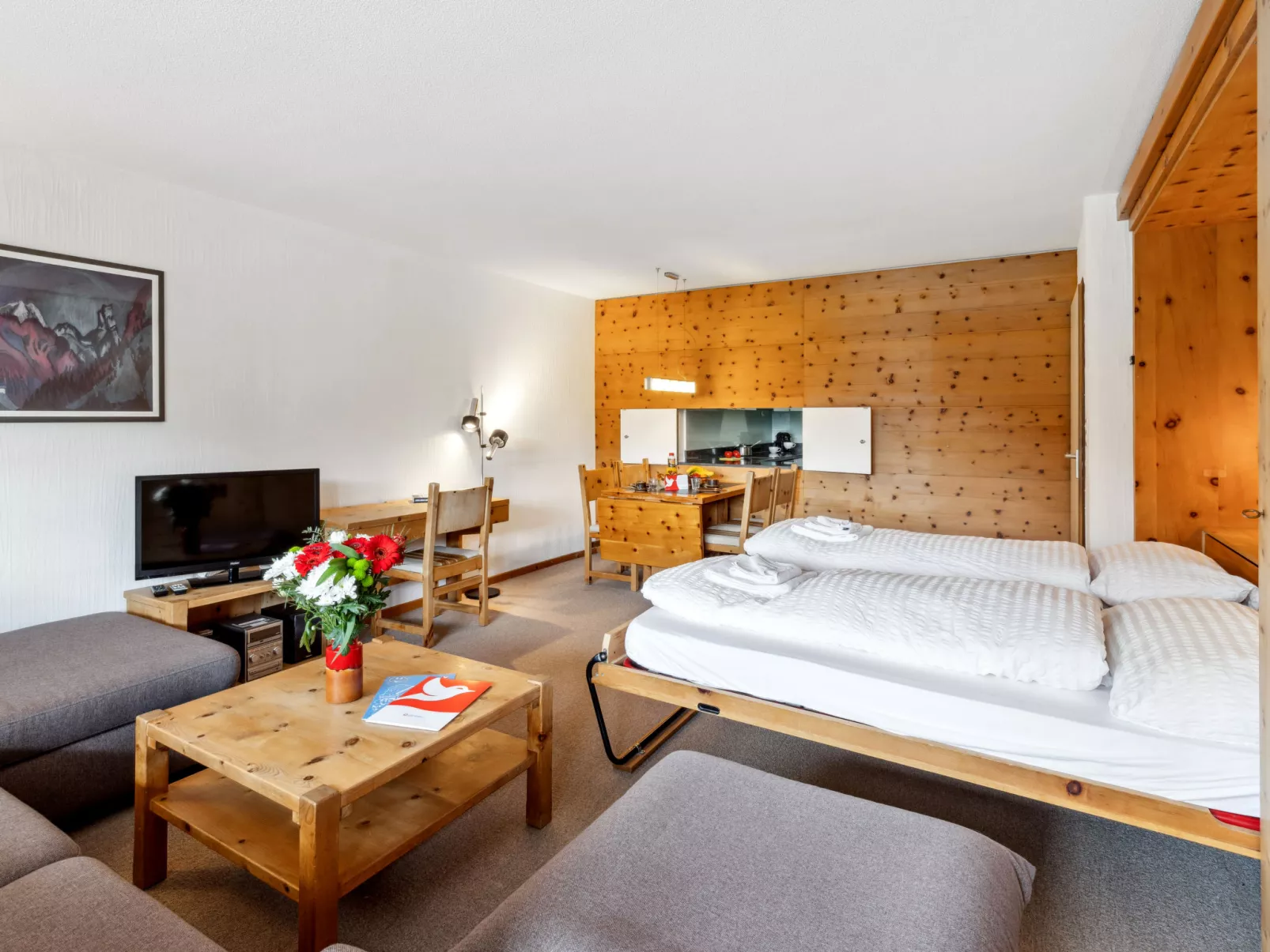 Guardaval Apt 503-Inside