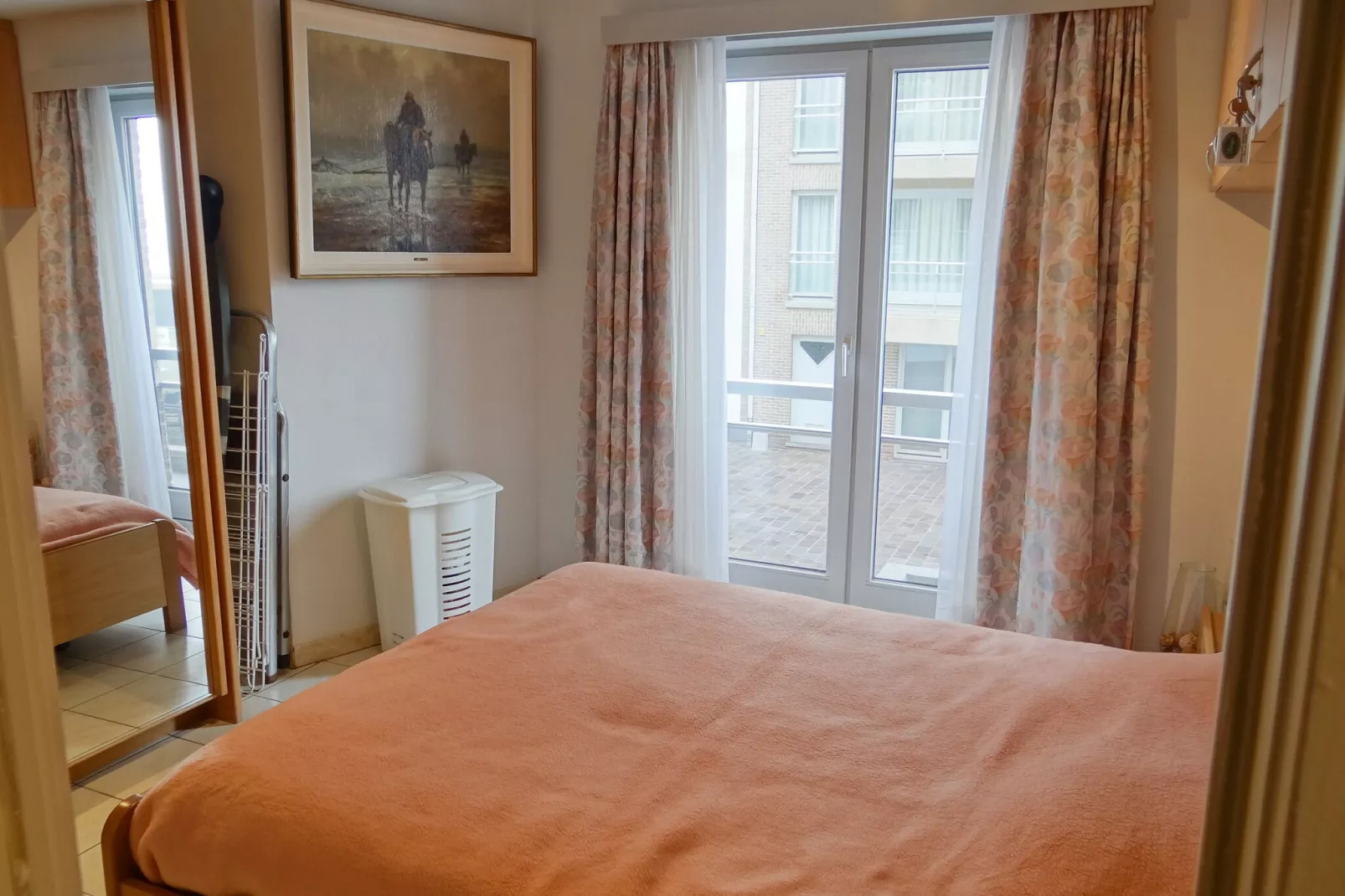 ZEEMEERMIN 101-Bedroom