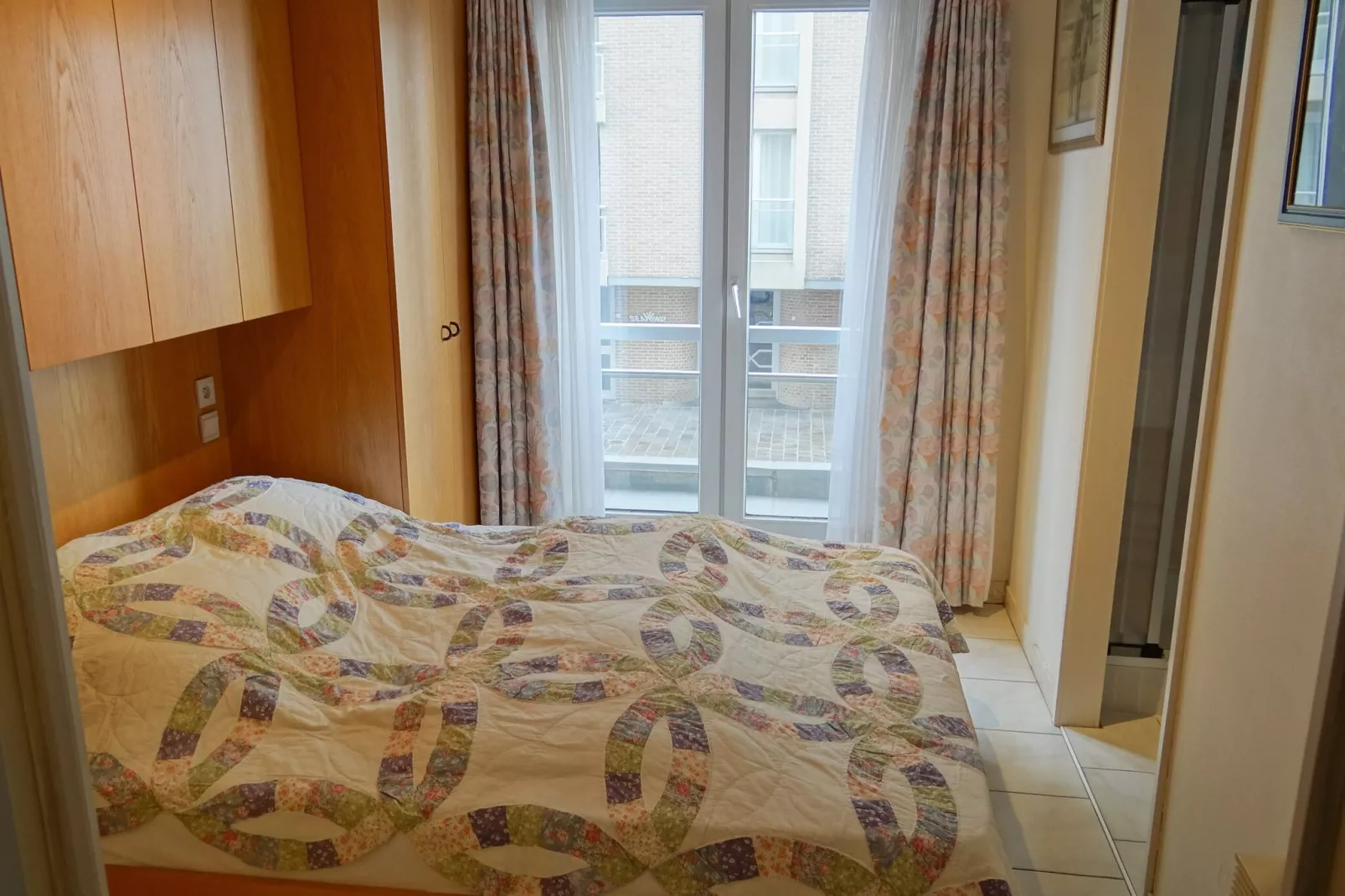 ZEEMEERMIN 101-Bedroom