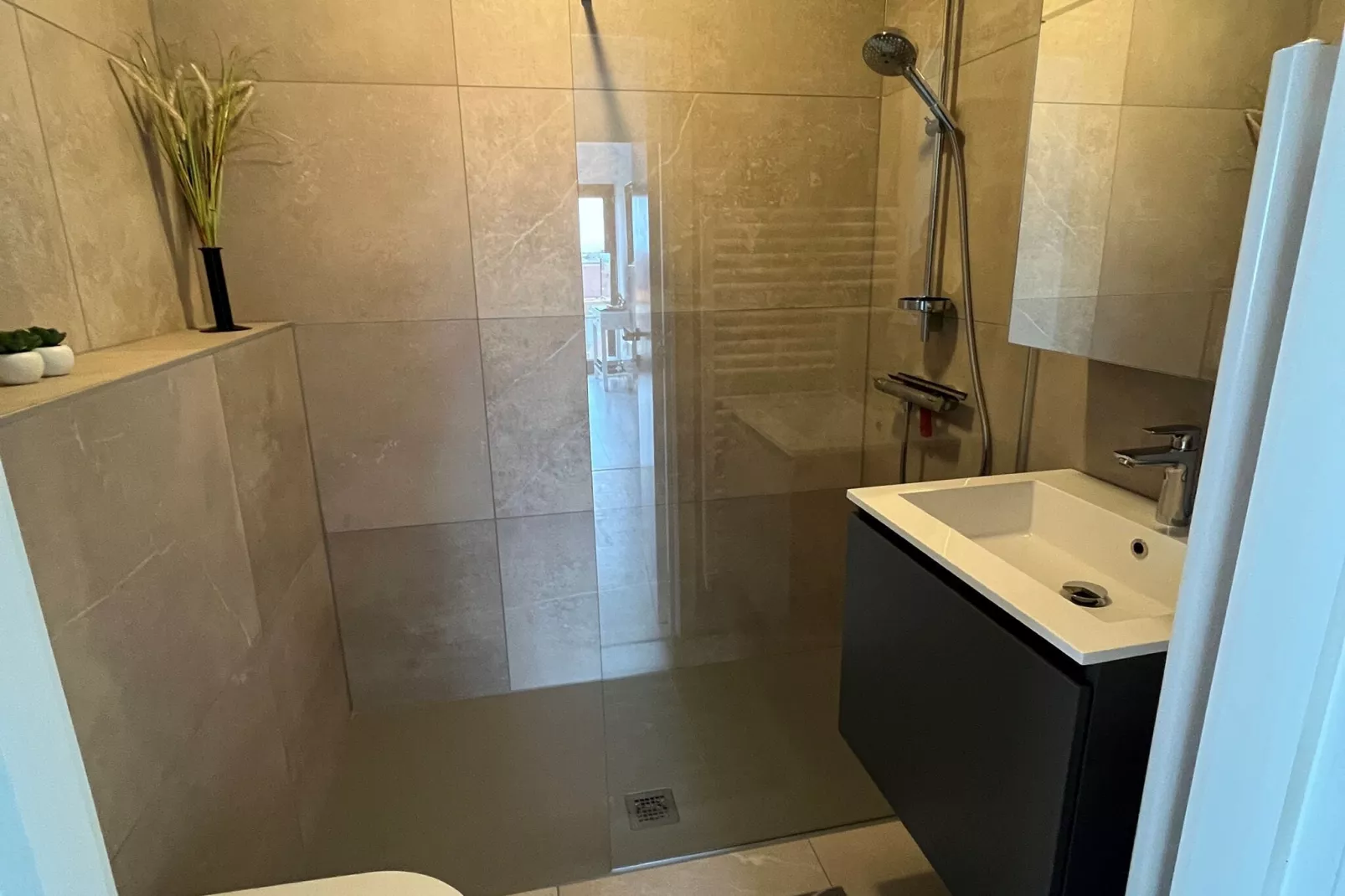 DUNEPANNE 0602BPK-Bathroom