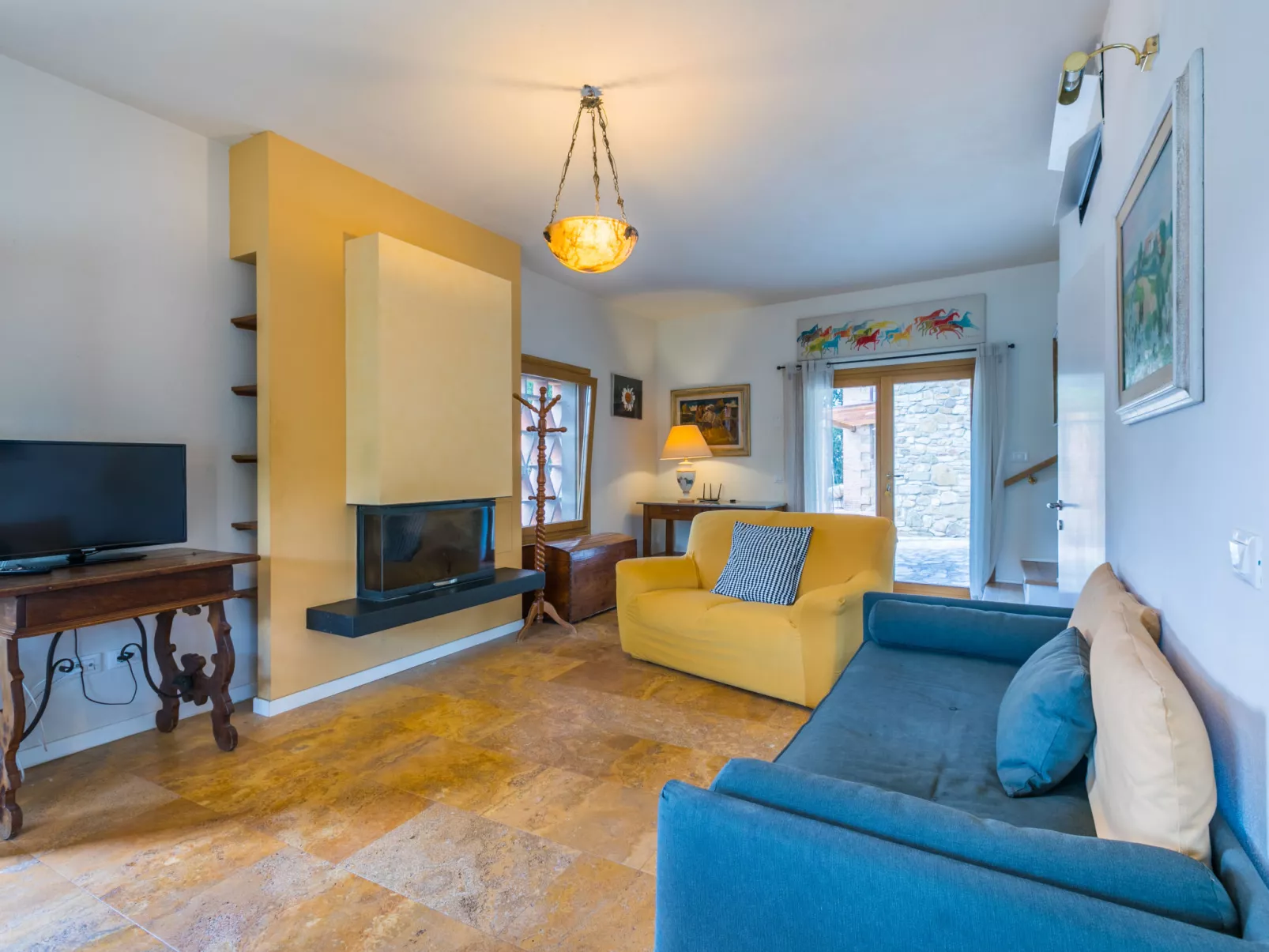 Policleto-Inside