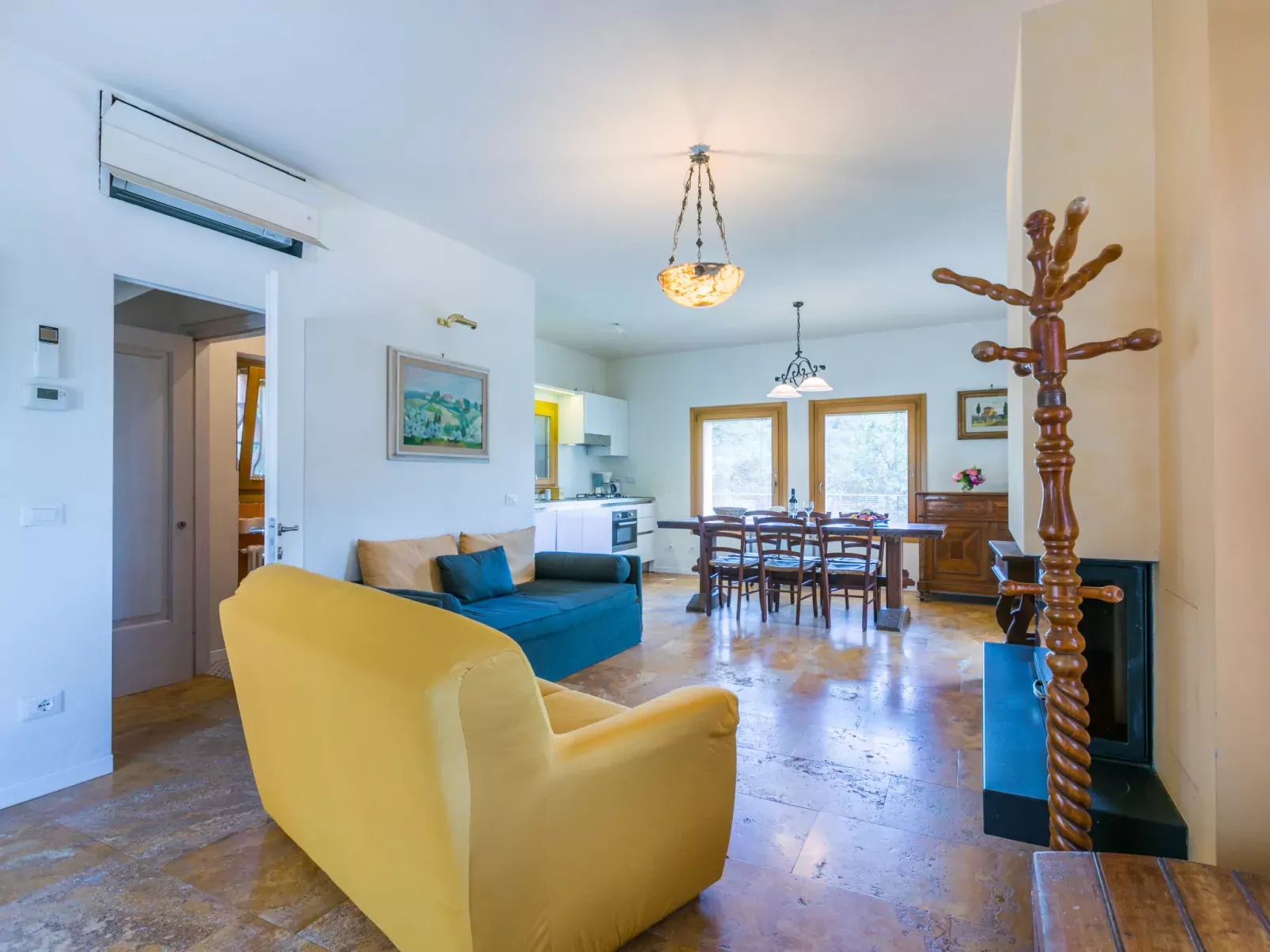 Policleto-Inside