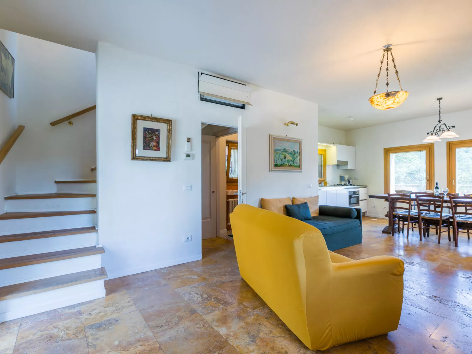 Policleto-Inside