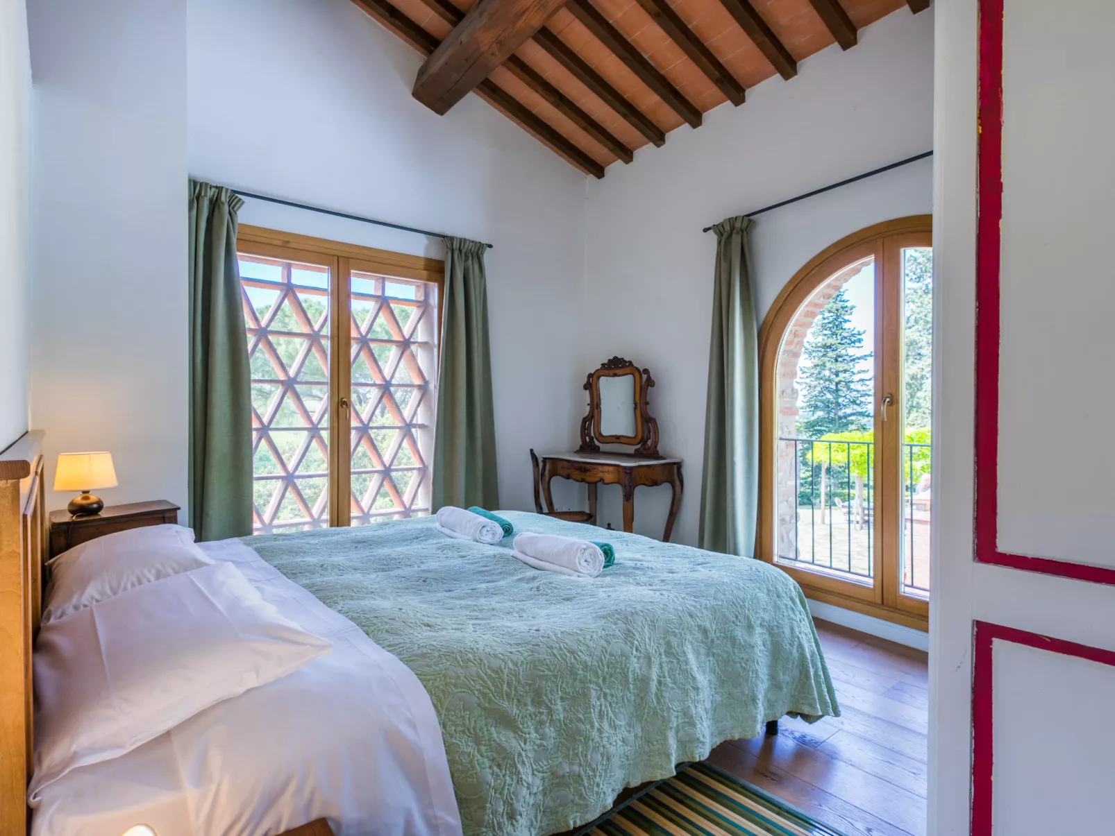 Policleto-Inside