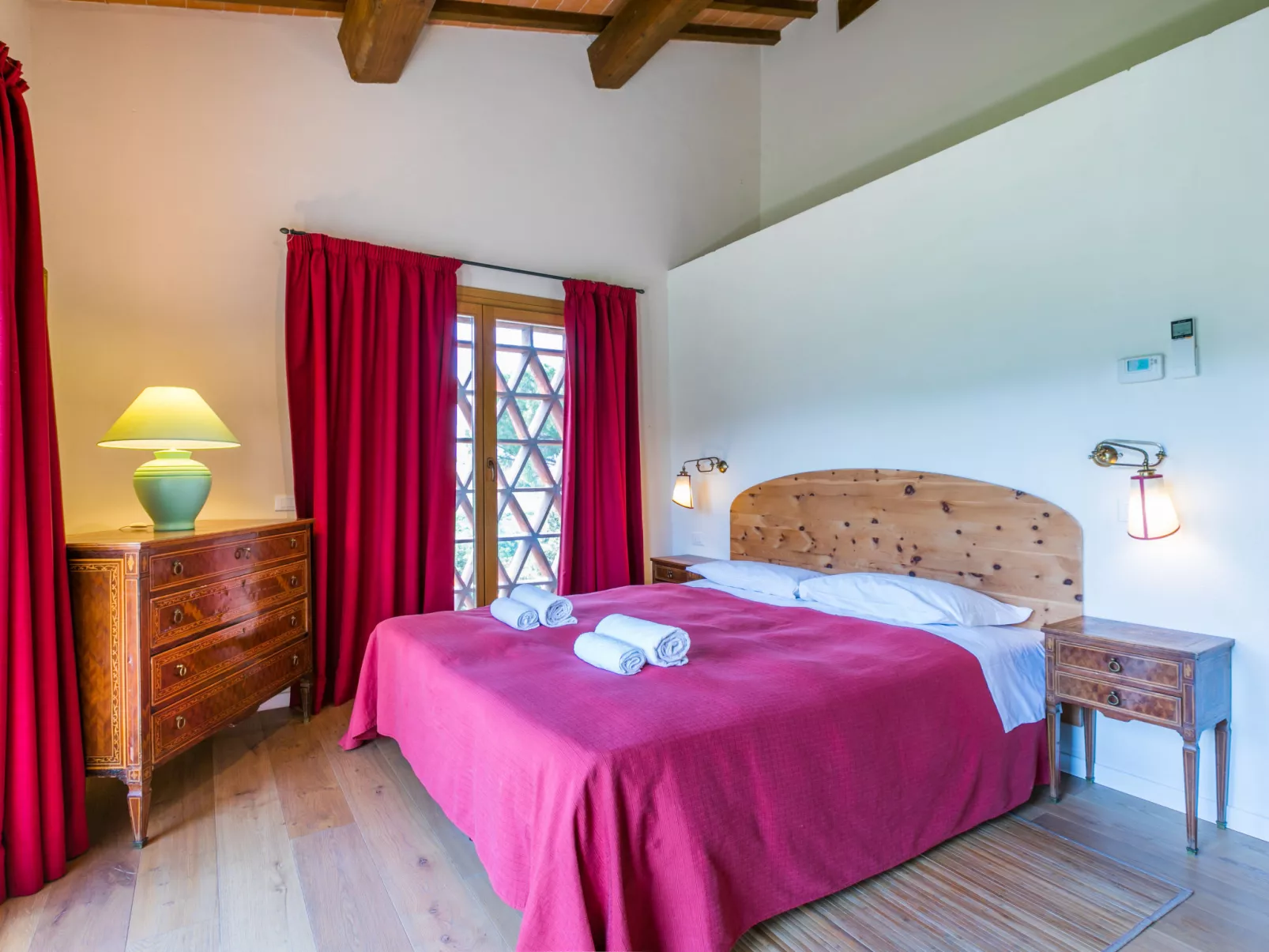 Policleto-Inside