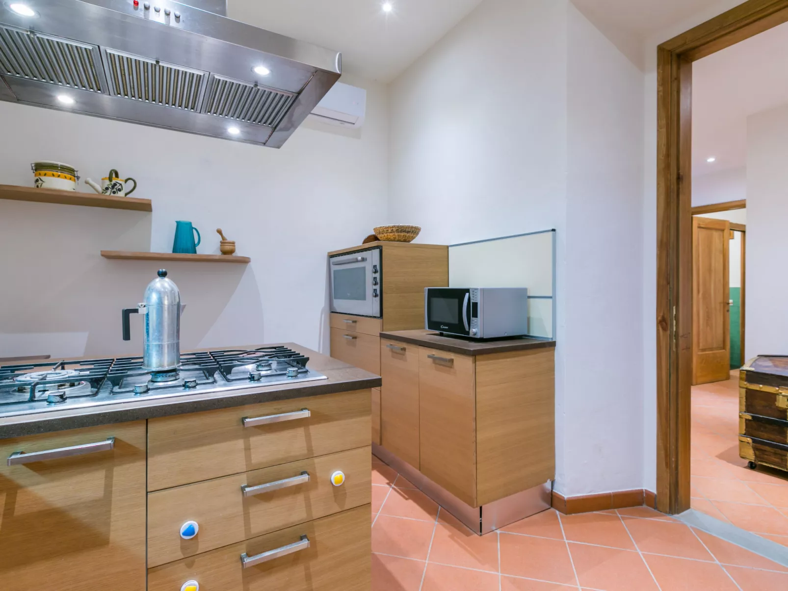 Policleto-Inside