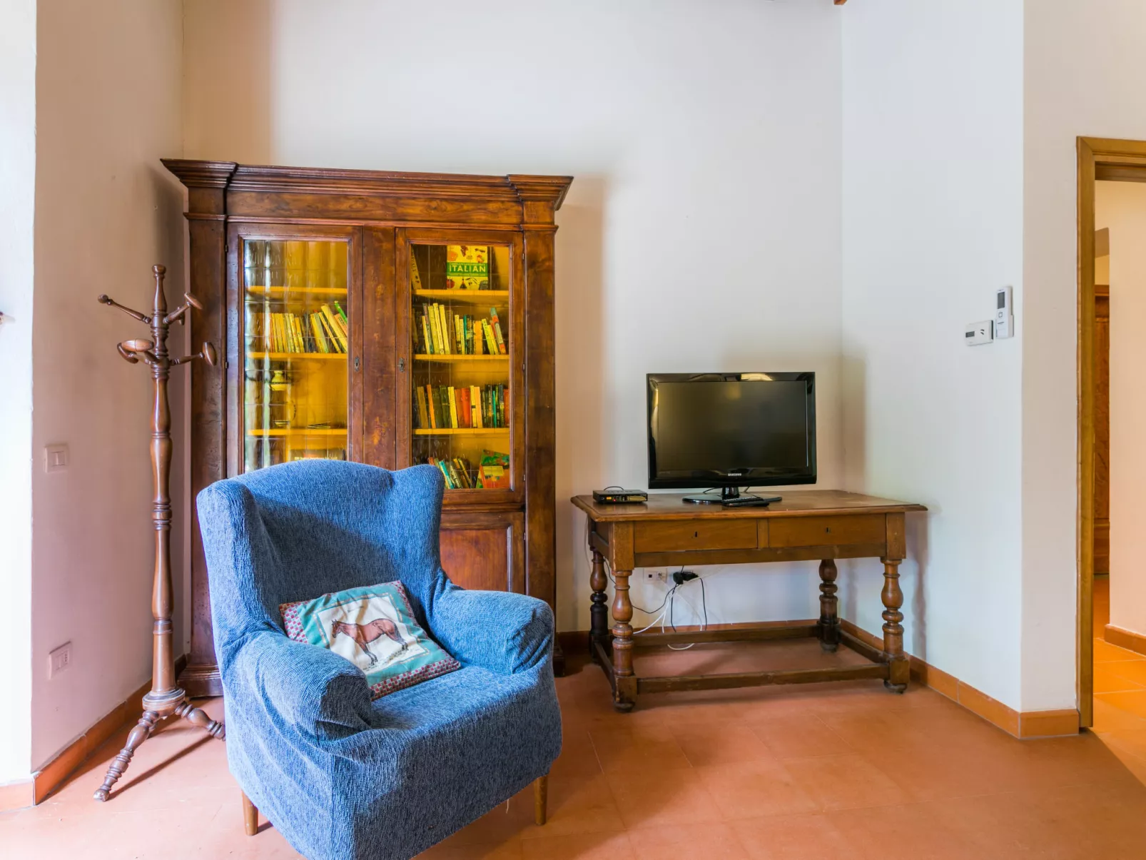 Policleto-Inside