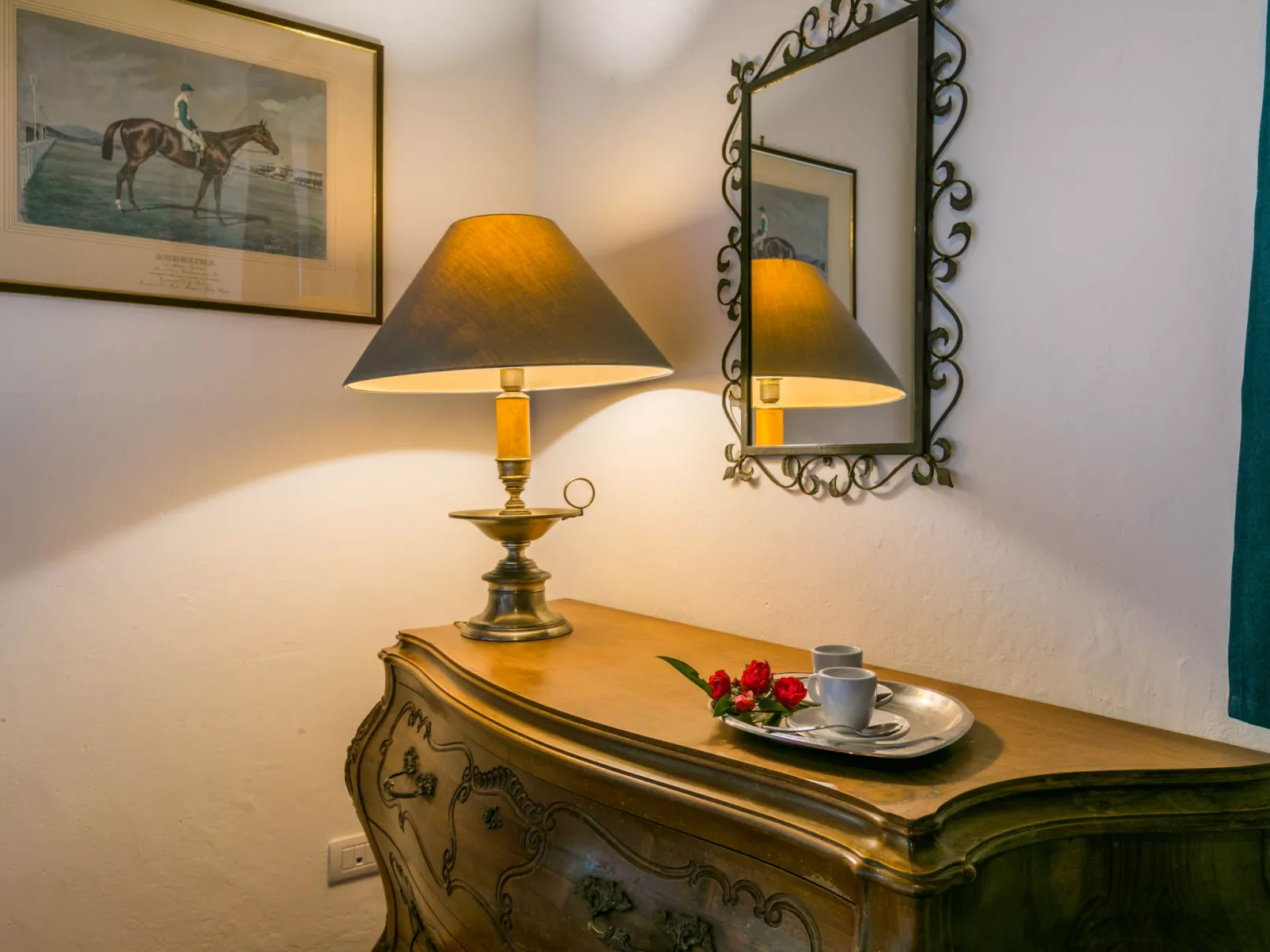 Policleto-Inside