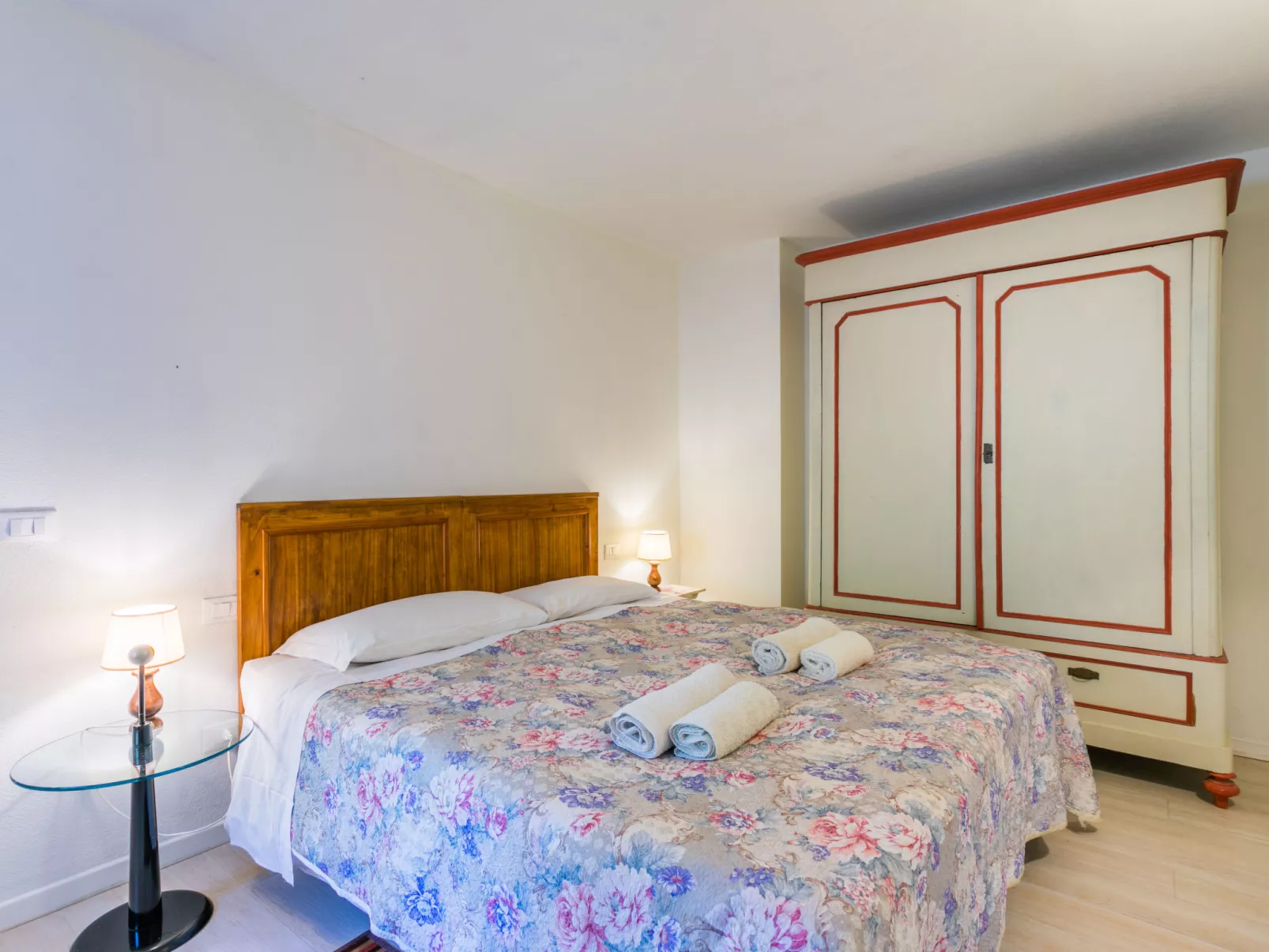 Policleto-Inside