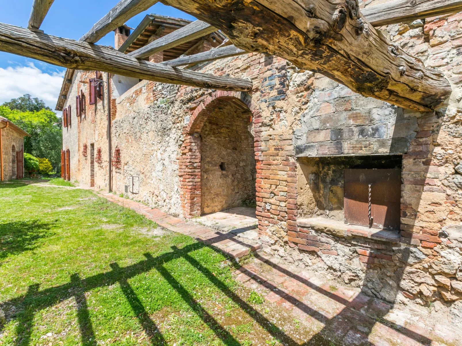 Casino di Lecceto-Outside