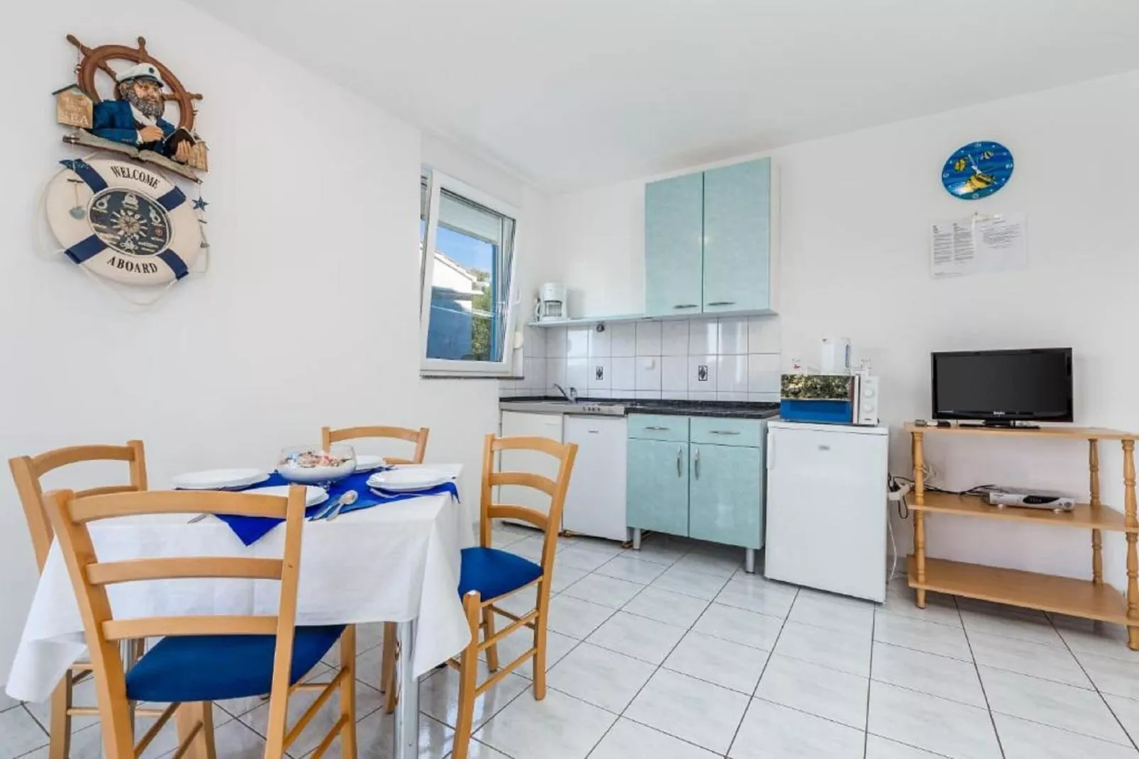 Modra kuća 3-Kitchen