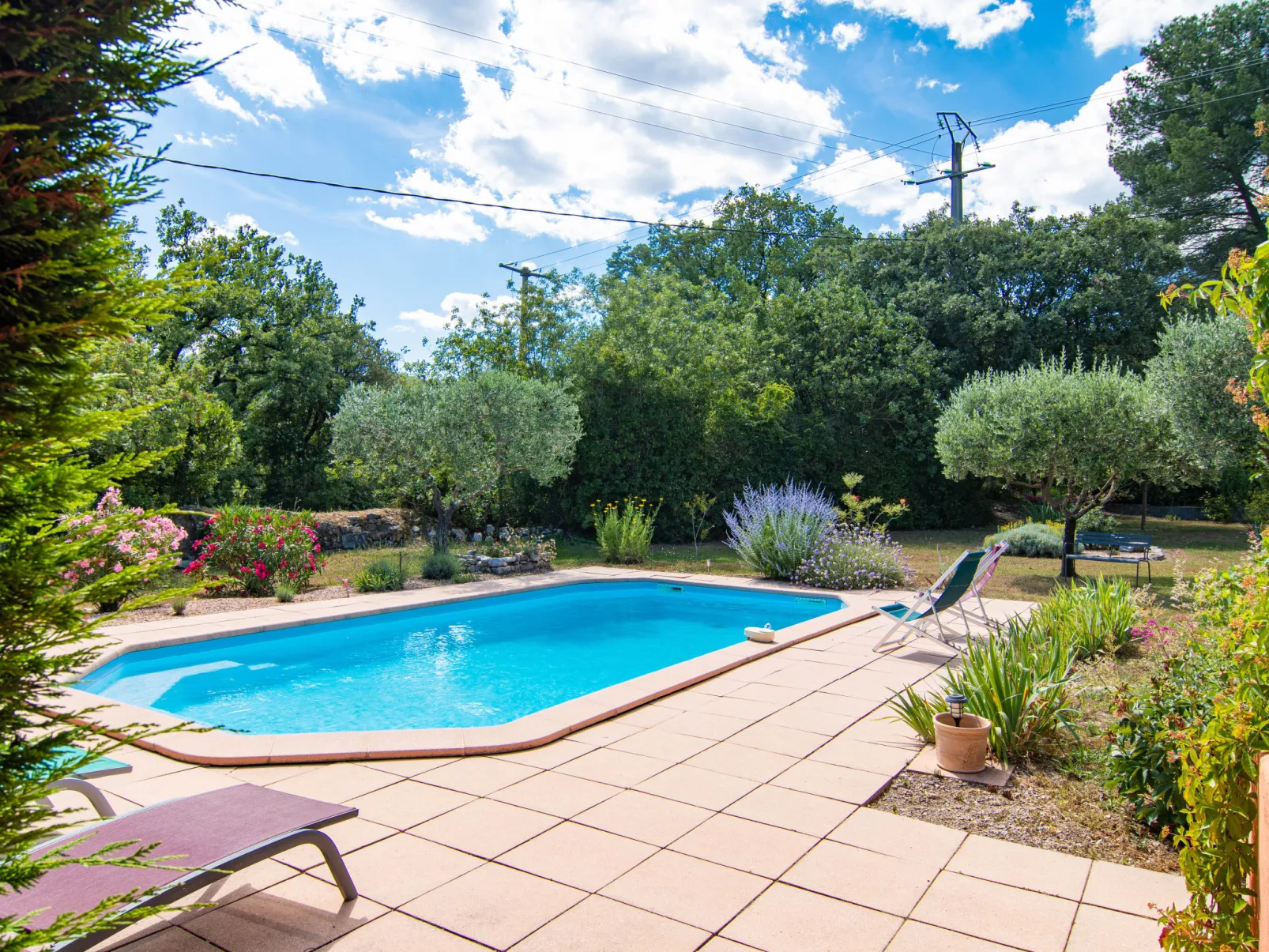 Villa Camilia-Outside