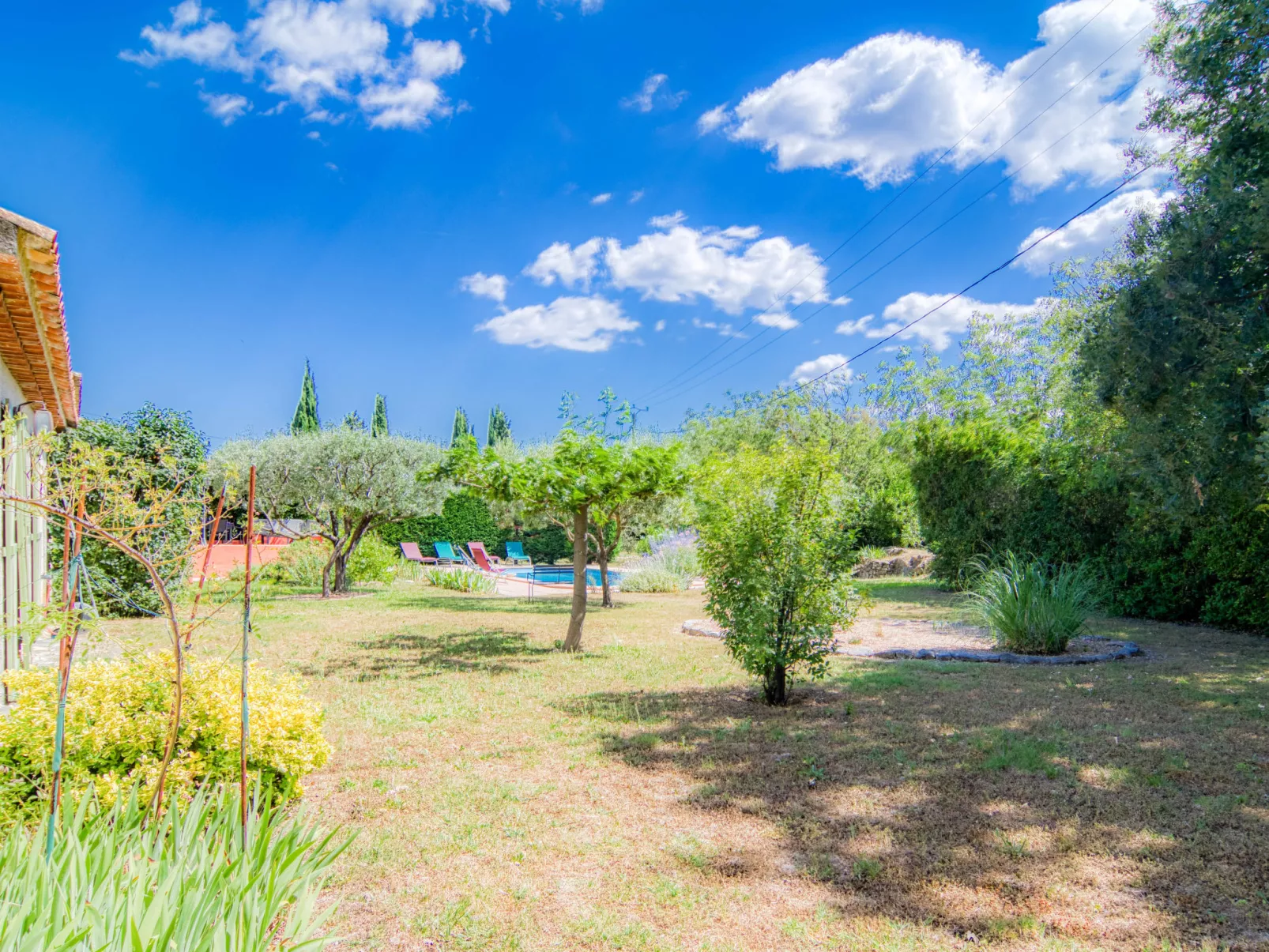 Villa Camilia-Outside