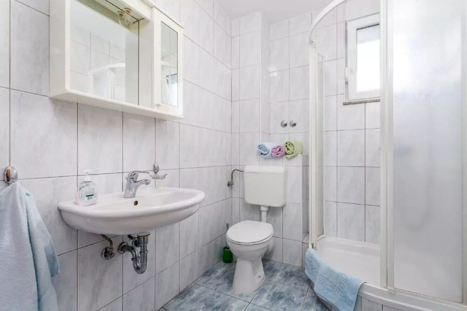 Modra kuća 3-Bathroom