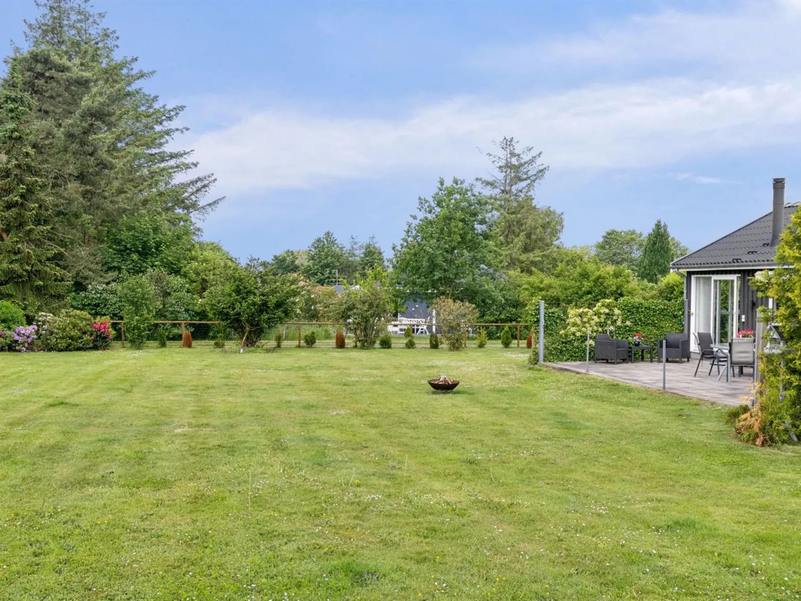 "Locan" - 1.2km from the sea-Outside