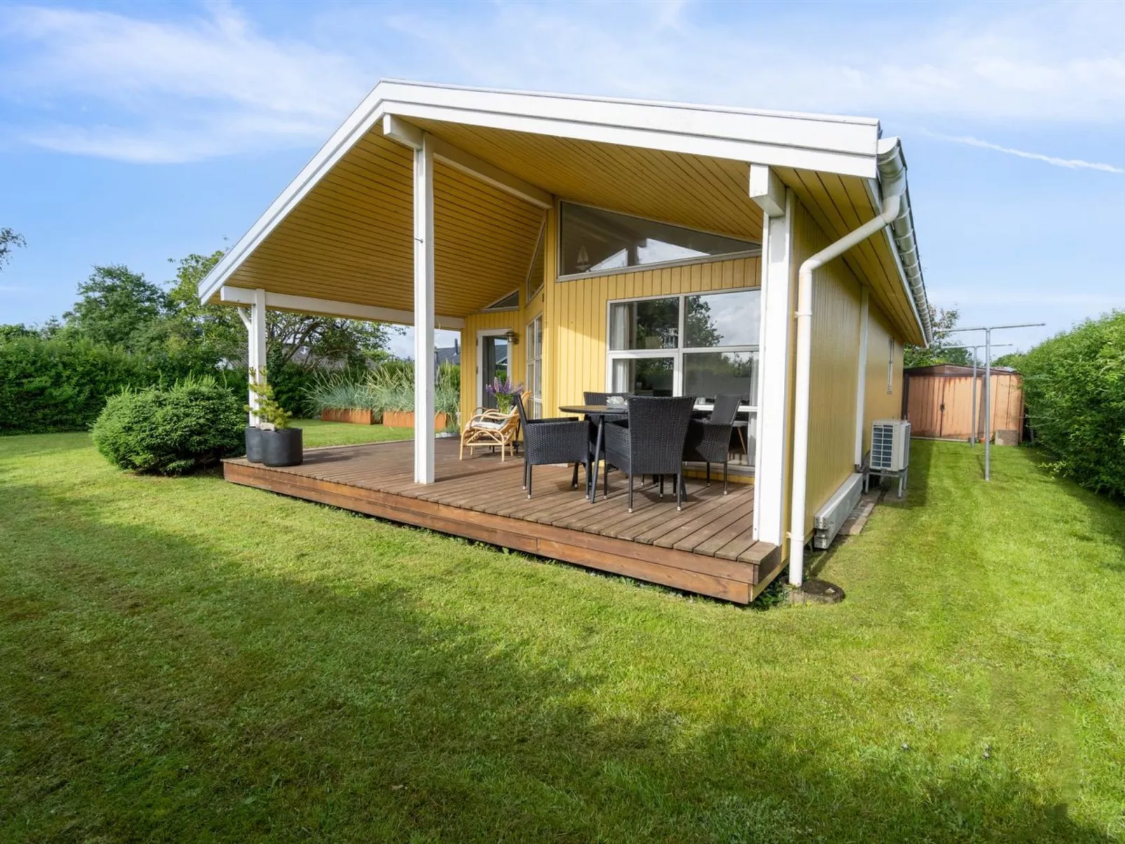 "Donar" - 80m from the sea-Outside
