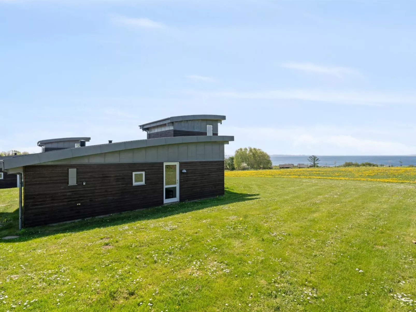 "Halvor" - 275m from the sea-Outside