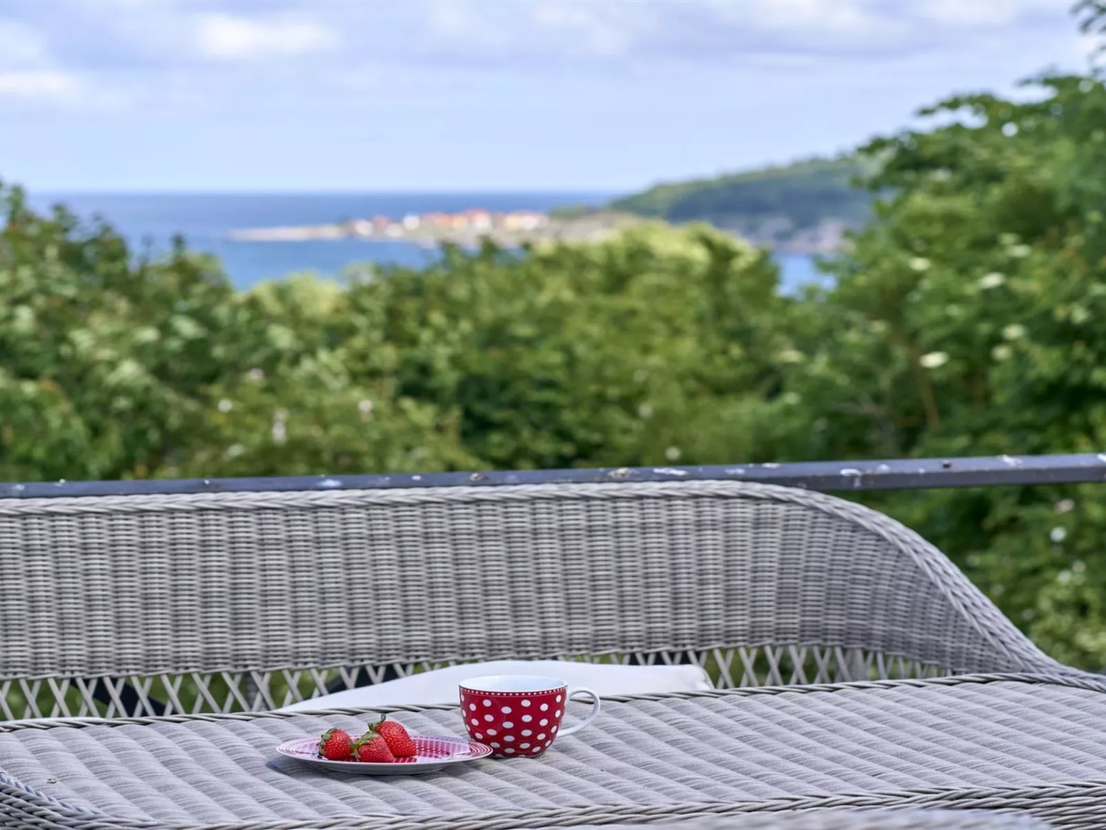 "Merrit" - 250m from the sea-Draußen