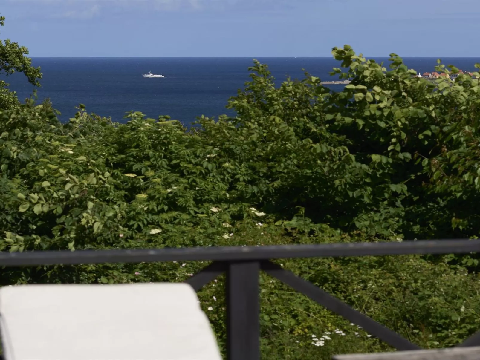 "Merrit" - 250m from the sea-Drinnen