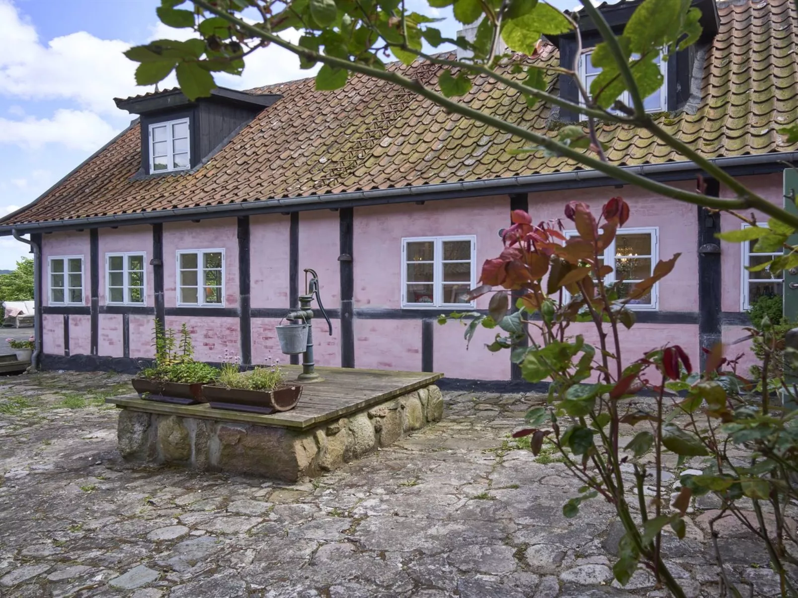 "Merrit" - 250m from the sea-Draußen