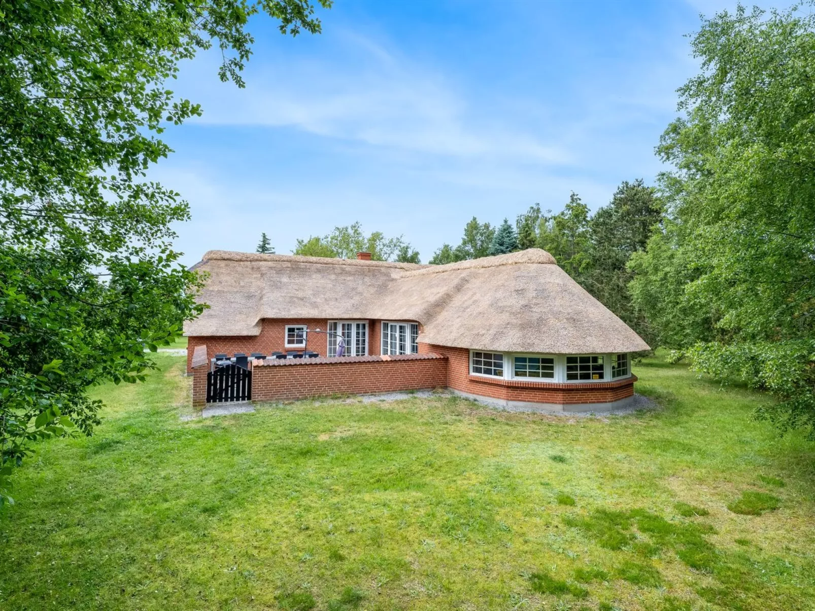 "Rajka" - 800m from the sea-Outside