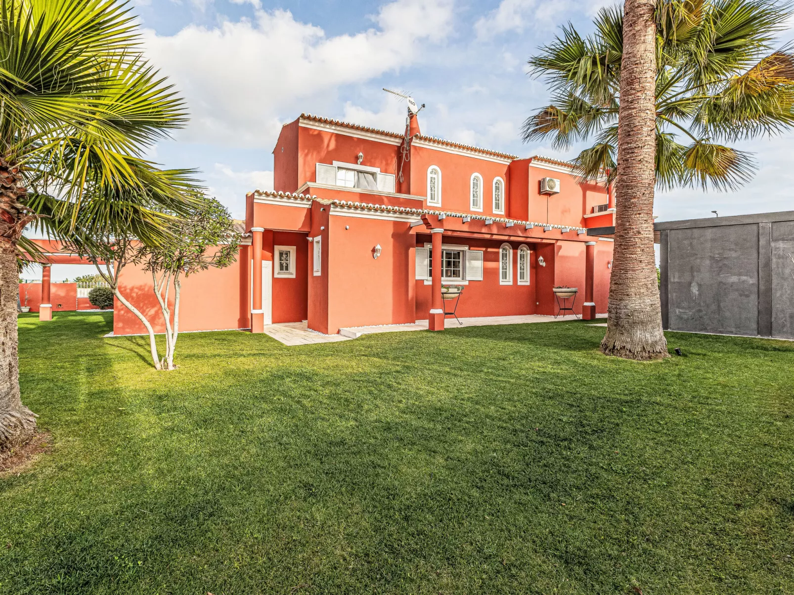 Sunset Haven-Outside