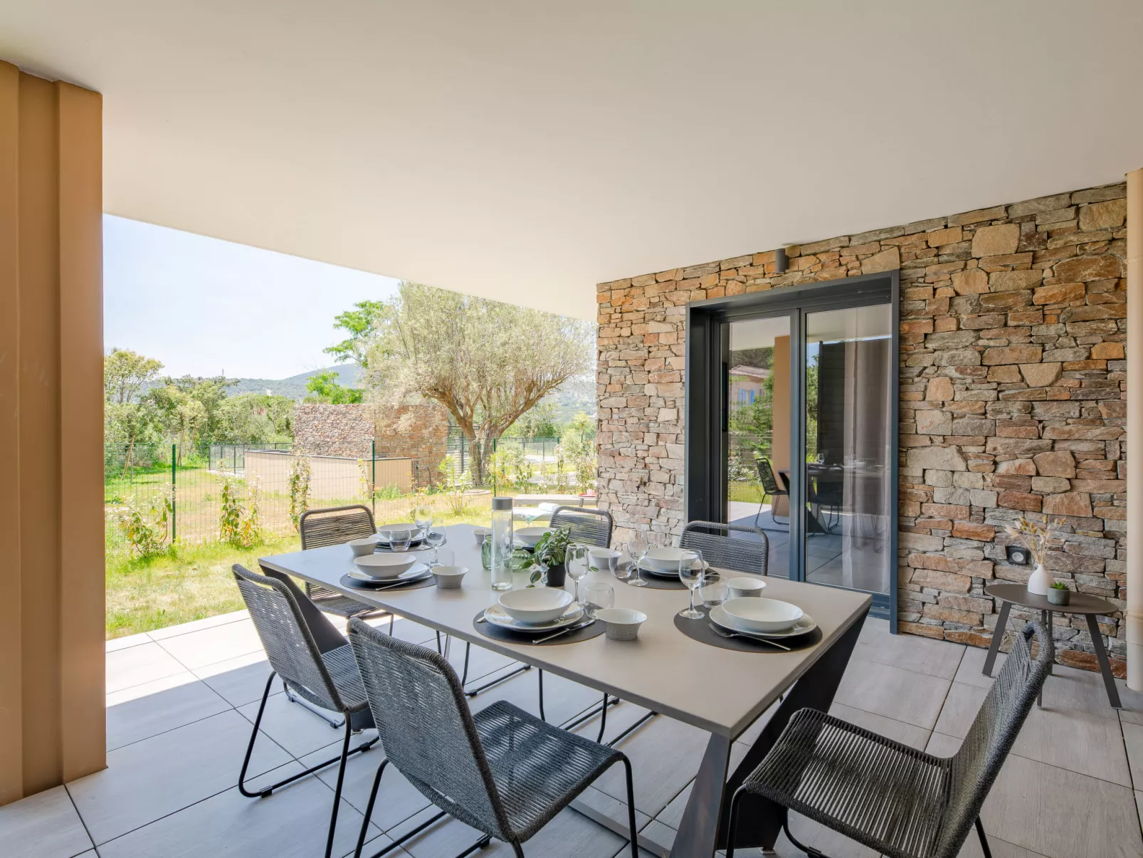 Le Clos d'Alice-Outside
