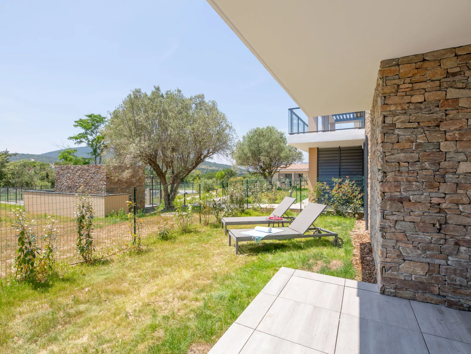 Le Clos d'Alice-Outside