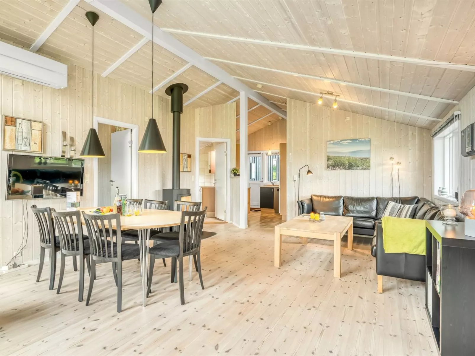 "Lyly" - 400m from the sea-Inside
