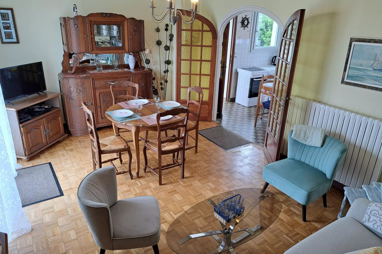 50m vom Sandstrand Ferienhaus Ploudalmézeau-Dining room