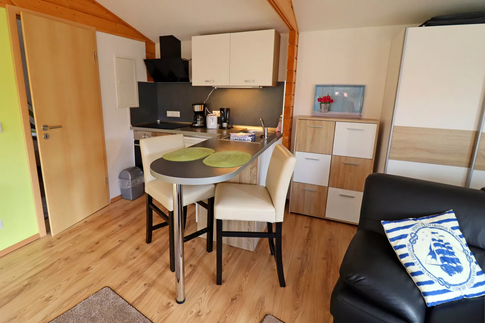 Räuberkuhle Koserow-Esszimmer