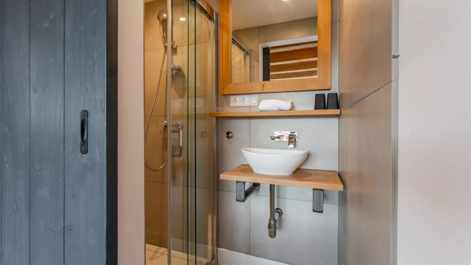 Alpinn Wellness 1-Bathroom