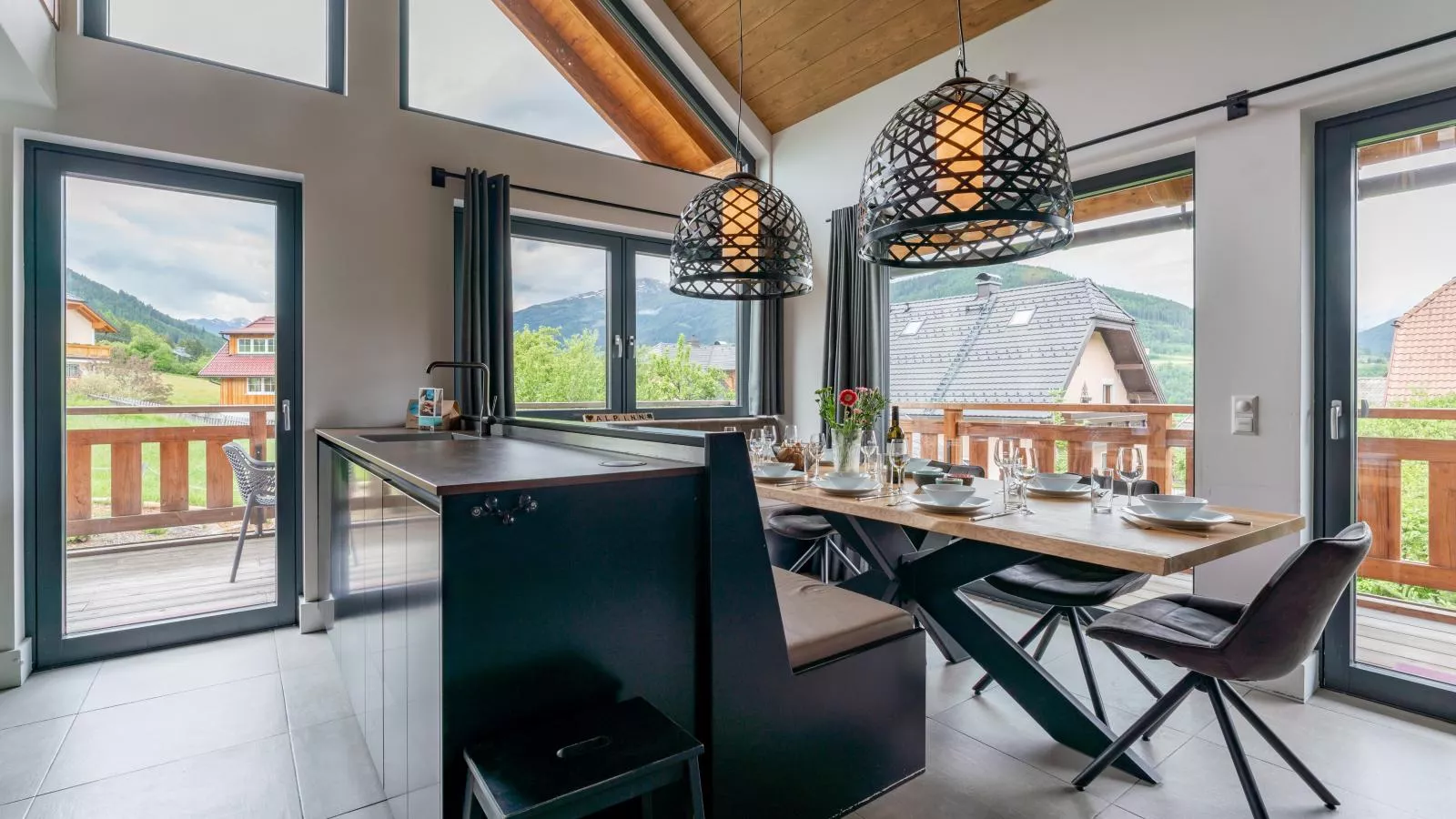 Alpinn Wellness 1-Dining room