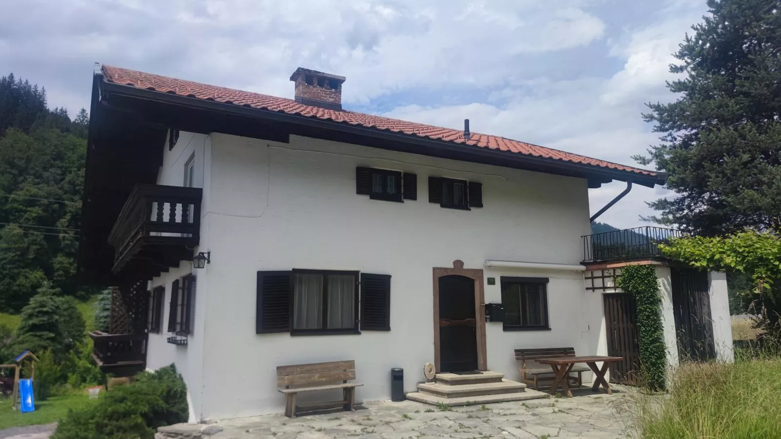 Platzhirsch-Exterior summer