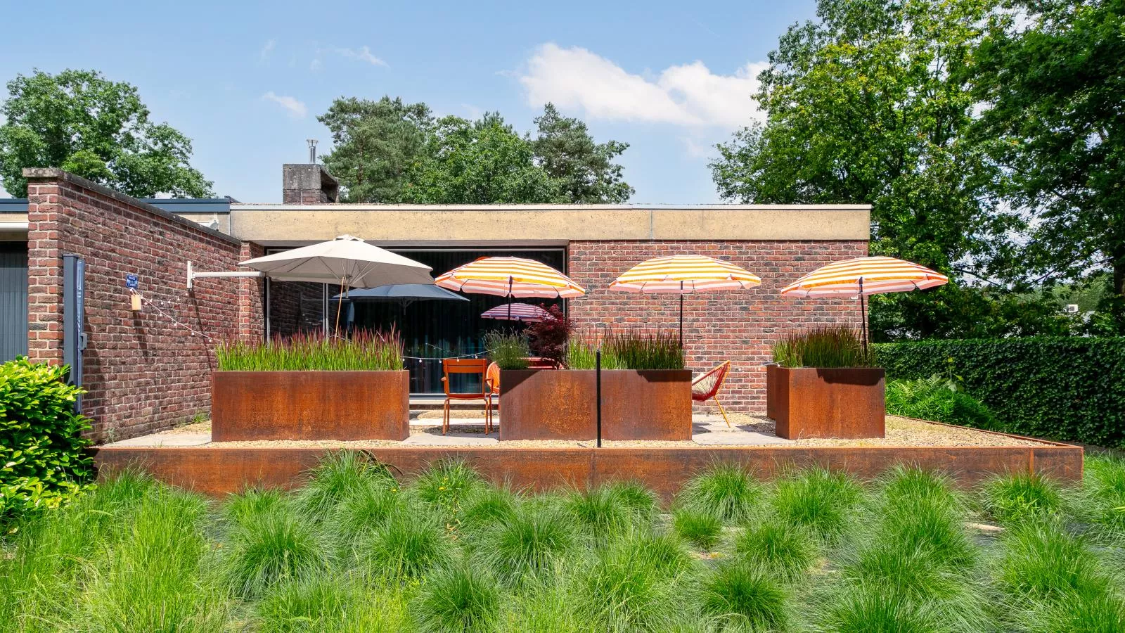 Maison Clement-Exterior summer
