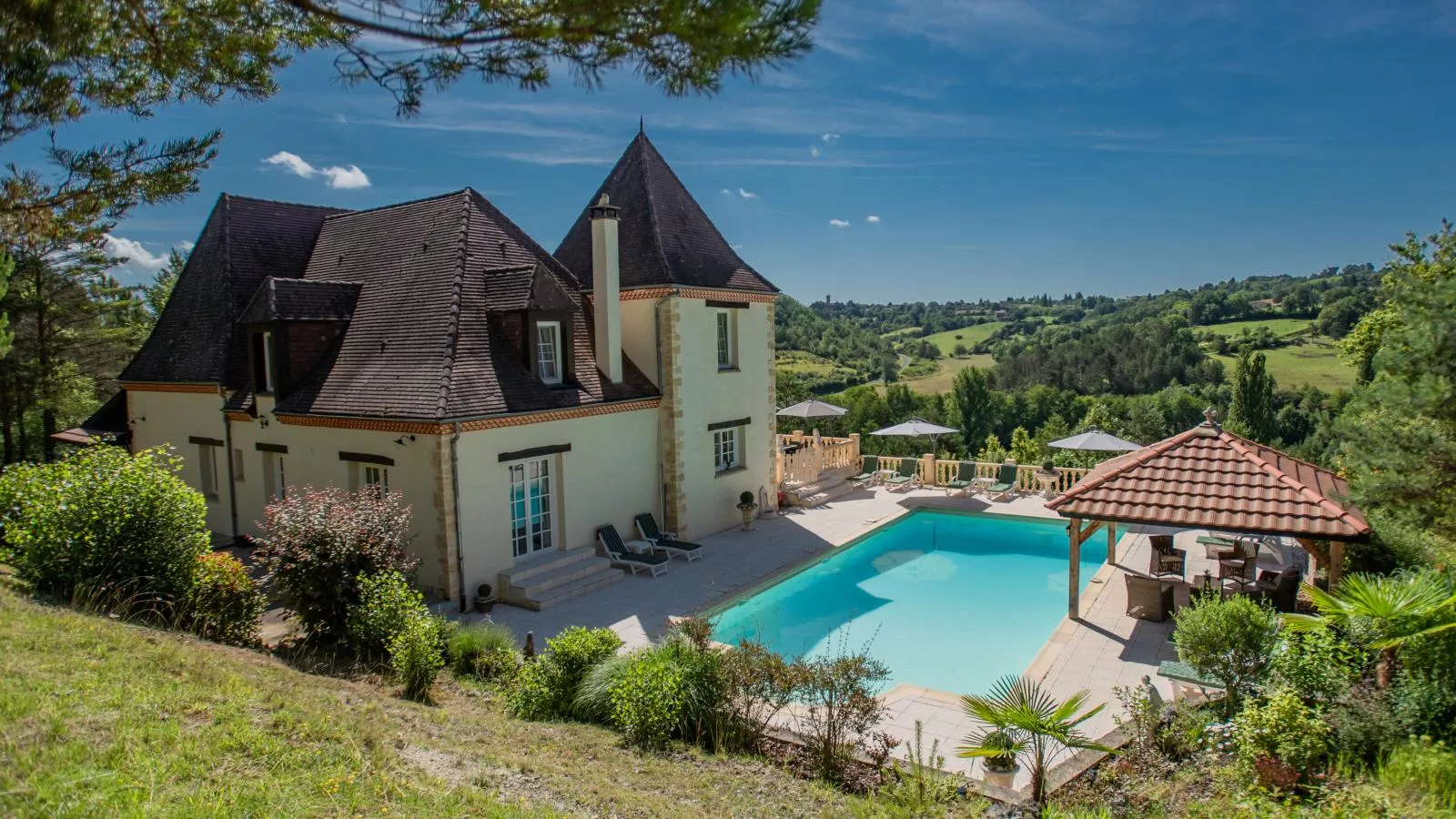 Villa Dorade-Exterior summer