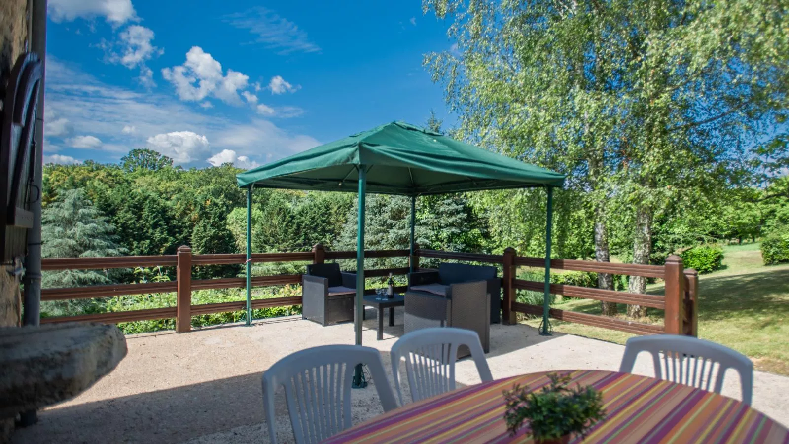 Gite Les Terrasses-Terrace balcony
