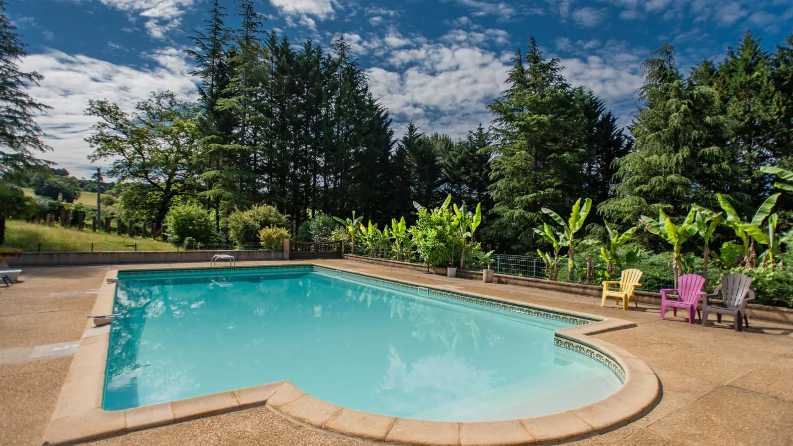 Le Tilleuil en Périgord-Pool