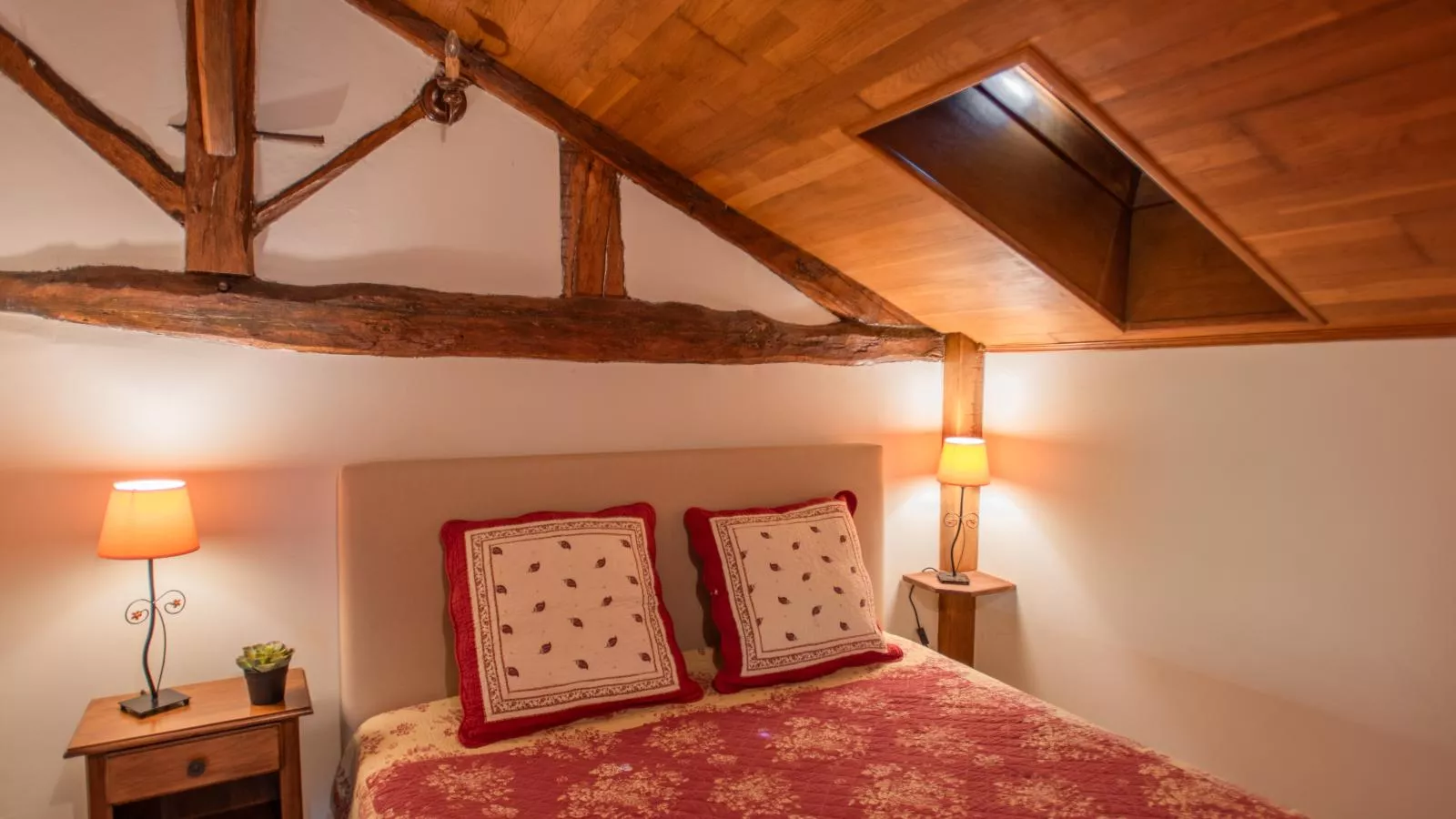 Le Tilleuil en Périgord-Bedroom