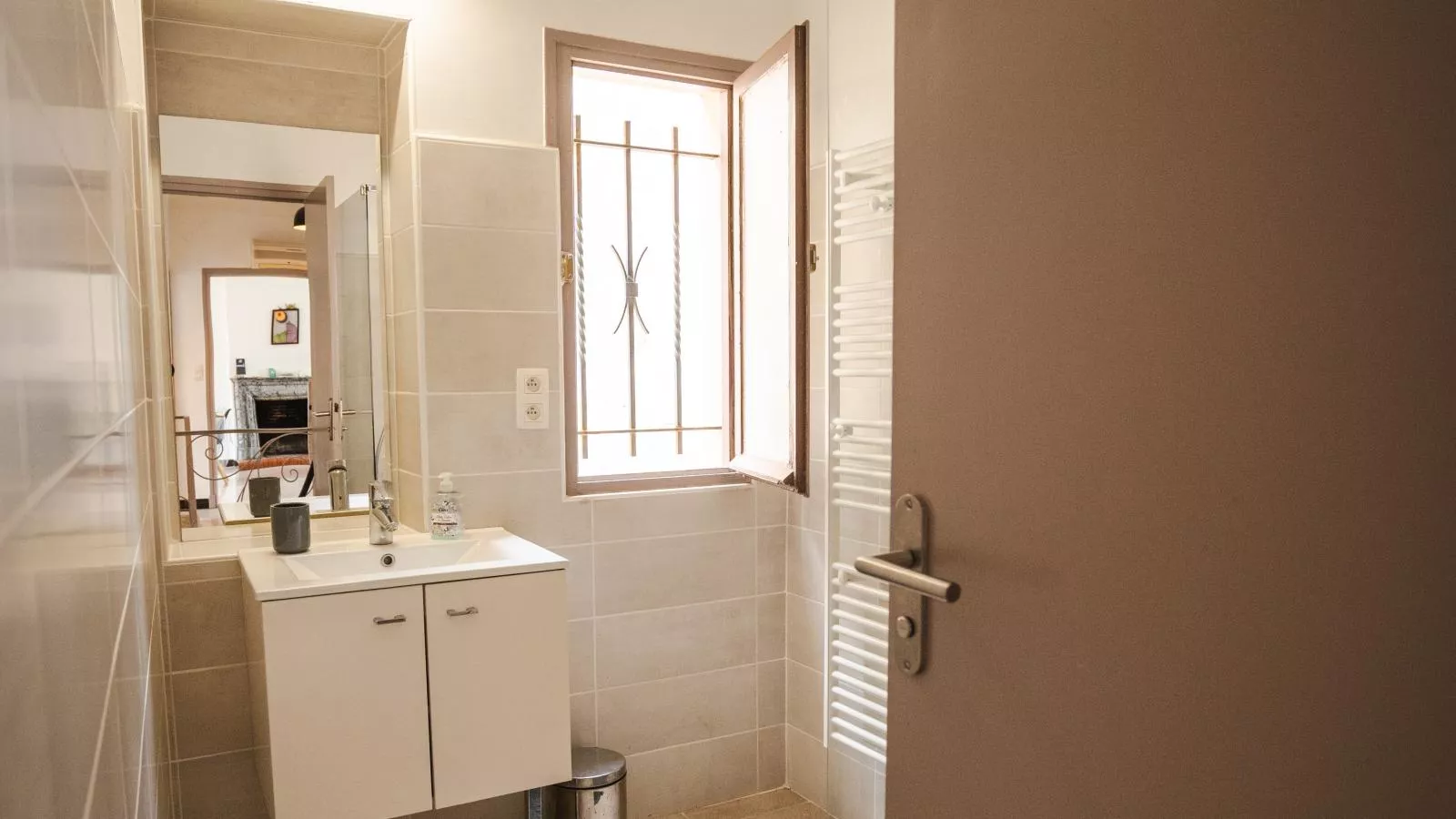 Méridionale-Bathroom