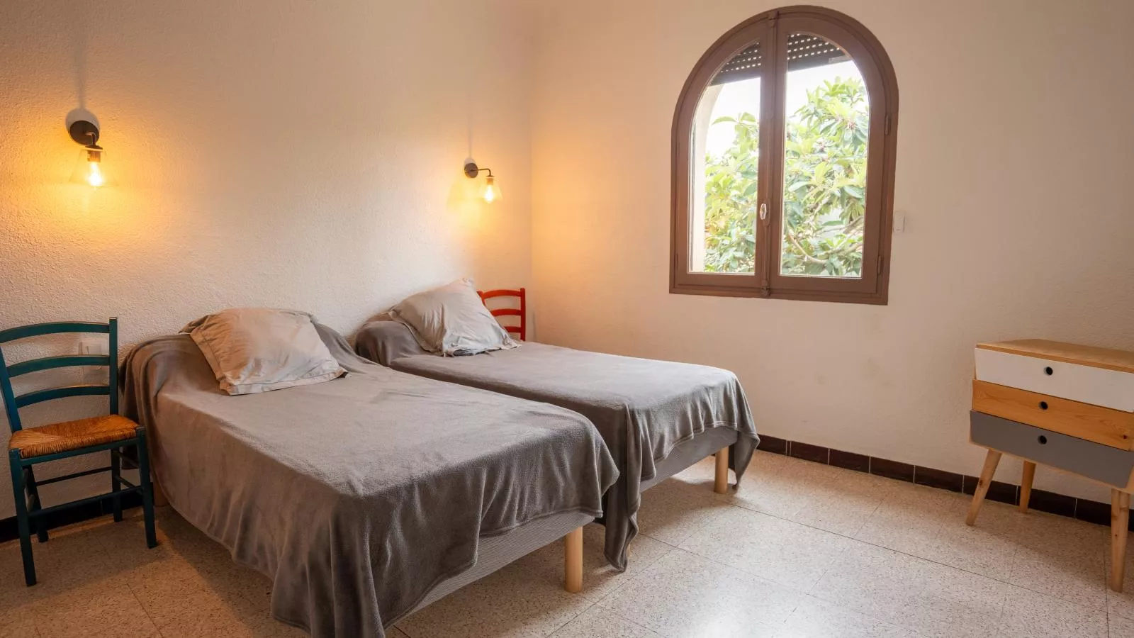Méridionale-Bedroom